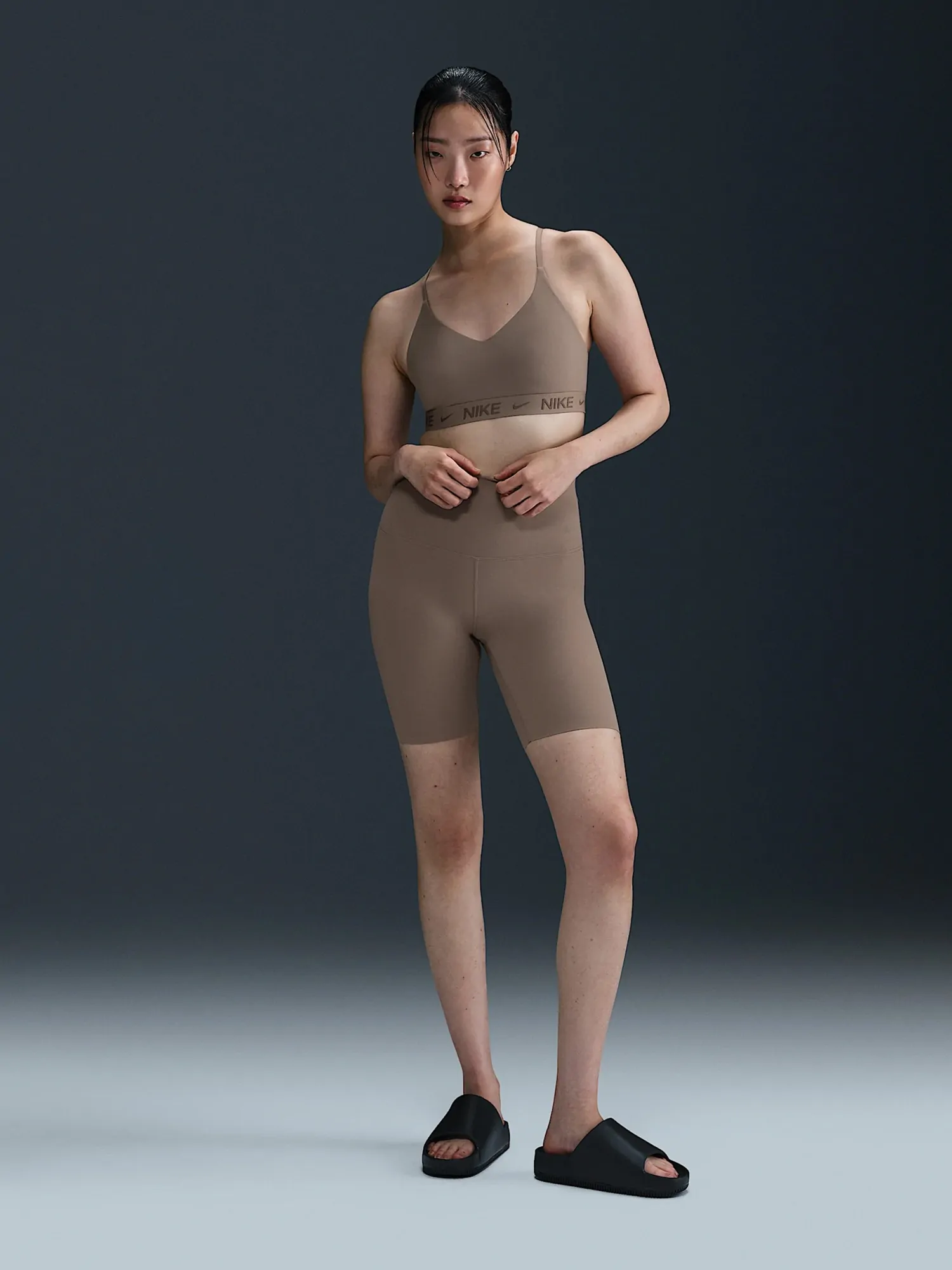 Бра женский Nike W NK DF INDY LGT SPT BRA коричневый FD1062-233