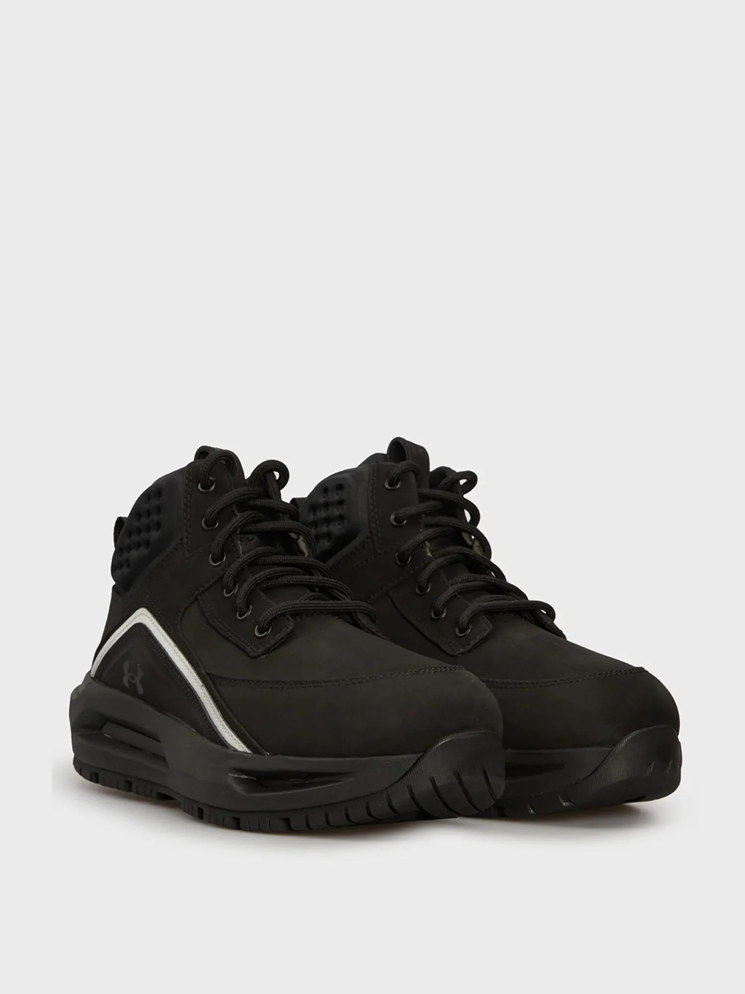 Ботинки мужские Under Armour UA 695 черные 3028376-001 купить в