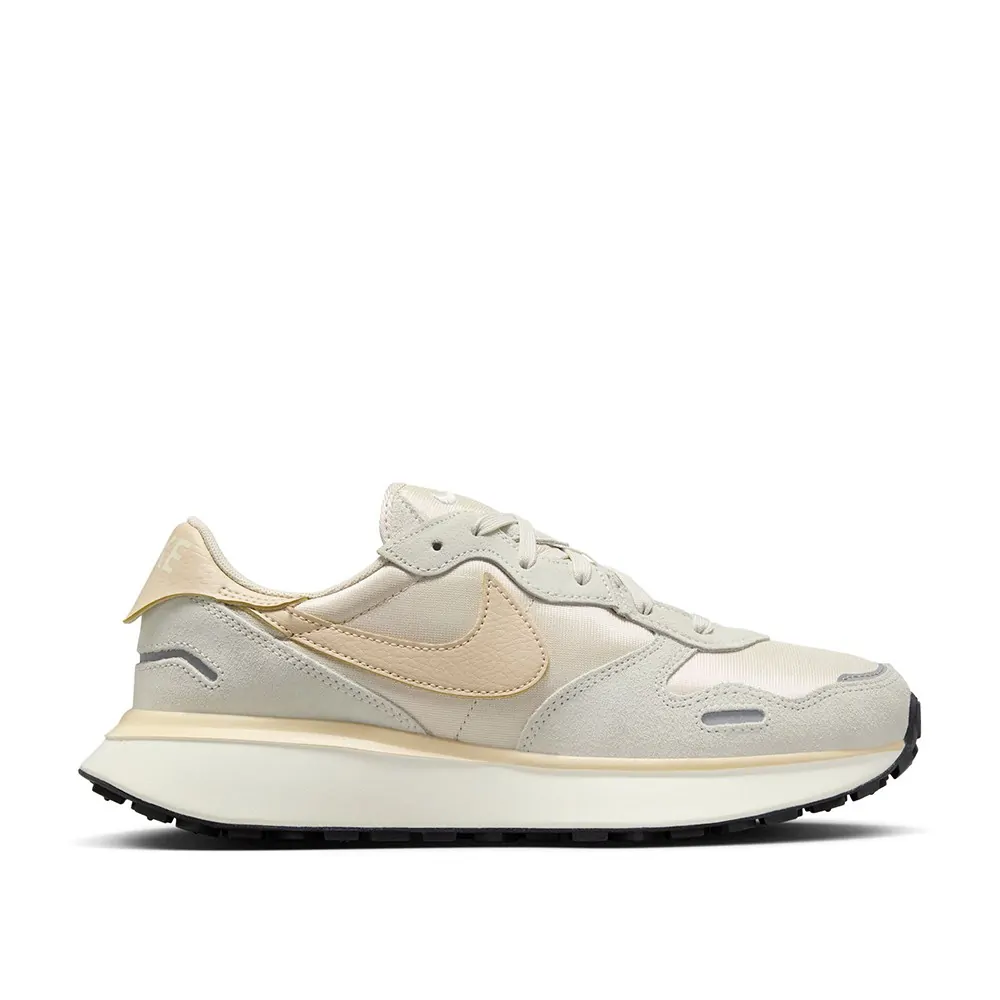 コレクション WaffleCampany Кроссовки женские Nike W NIKE PHOENIX WAFFLE молочные FD2196-104