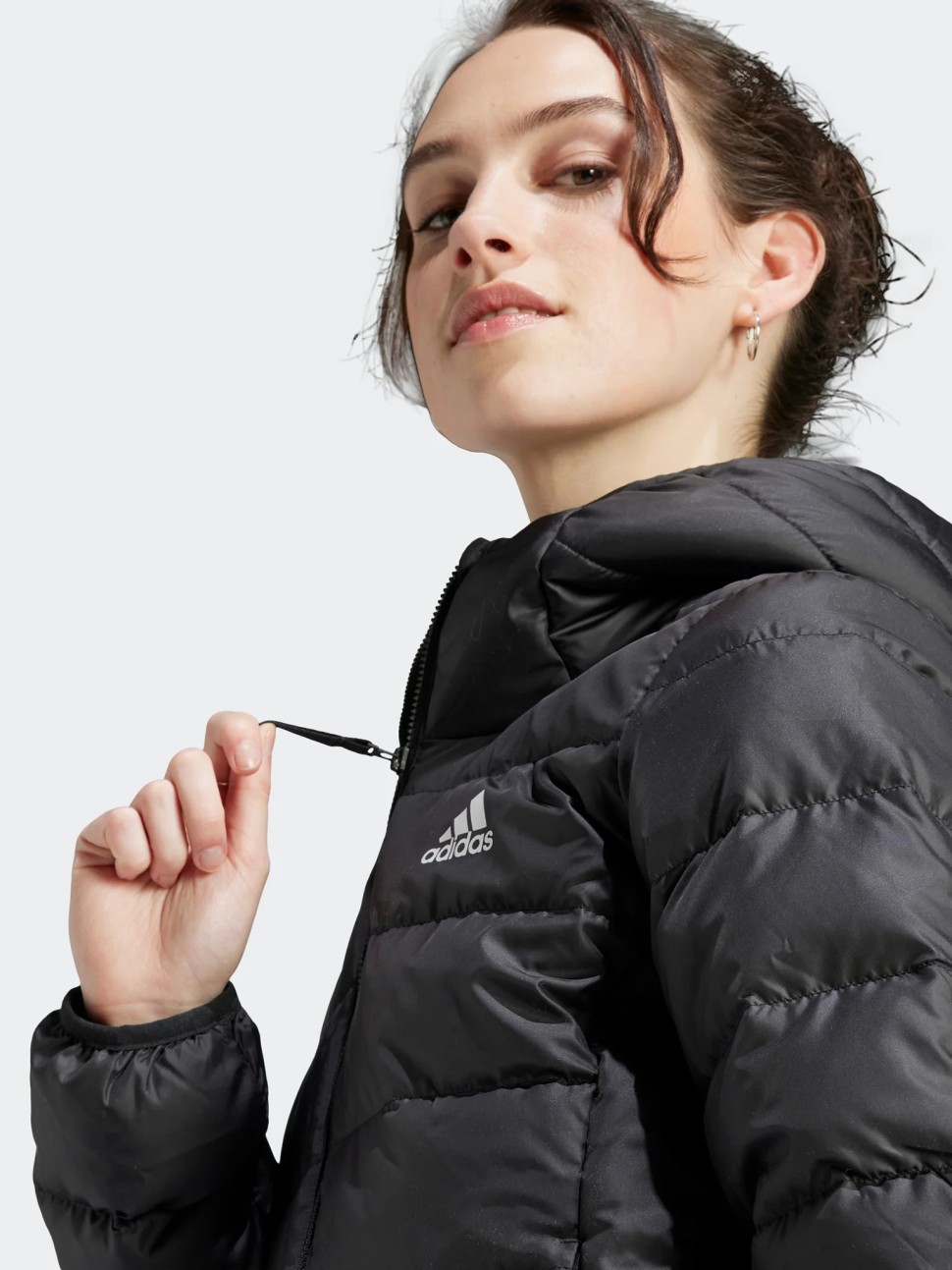 Куртка жіноча Adidas W ESS L D HO J чорна HZ5724 — фото 4