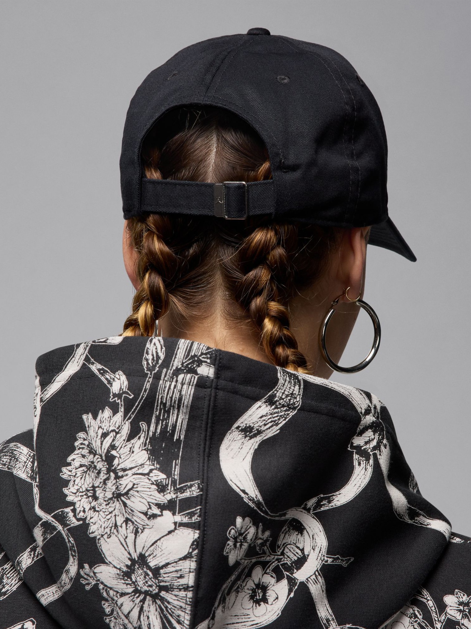 Бейсболка  Nike U J CLUB CAP US CB WSH JM черная HQ1963-010 изображение 3