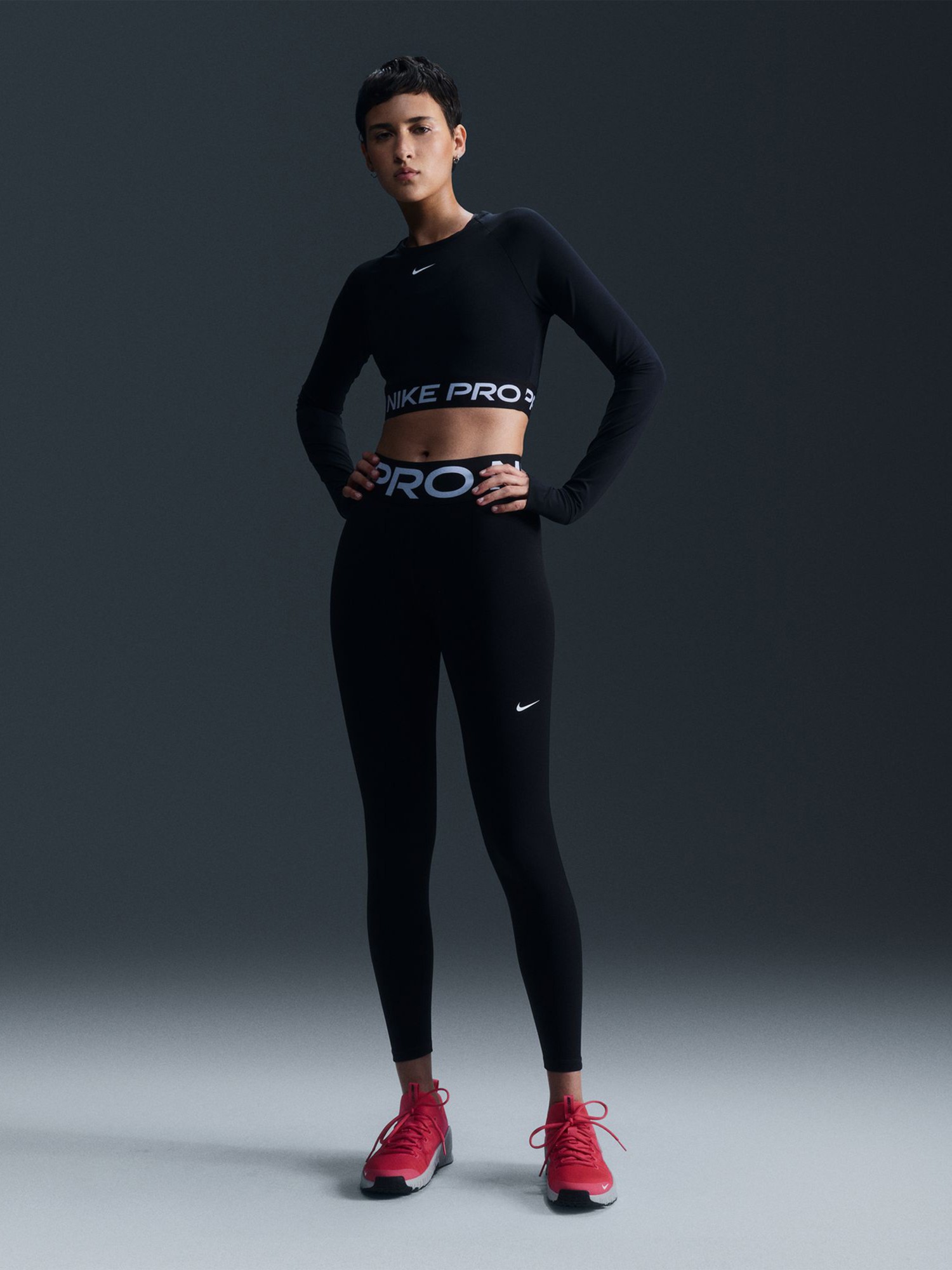 Леггинсы женские Nike W NP SCULPT DF HR TIGHT черные FV7382-010 изображение 2