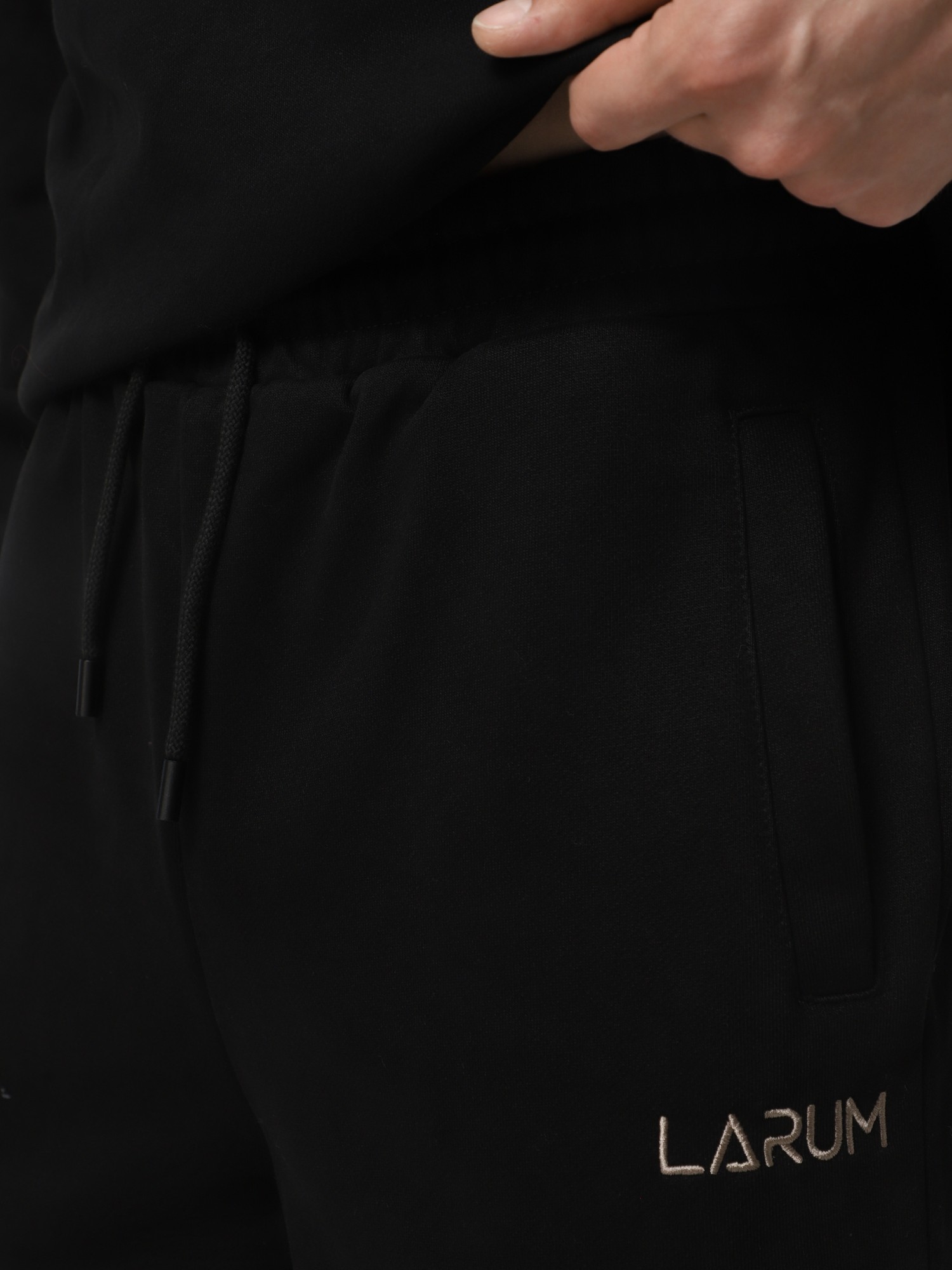 Штани чоловічі Larum Sirius чорні 652502-010 изображение 5