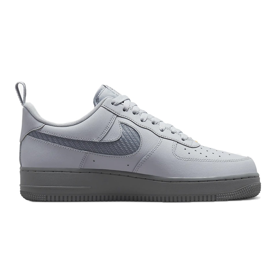 Кросівки чоловічі Nike NIKE AIR FORCE 1 07 LV8 J22 сірі DR0155-001 изображение 1