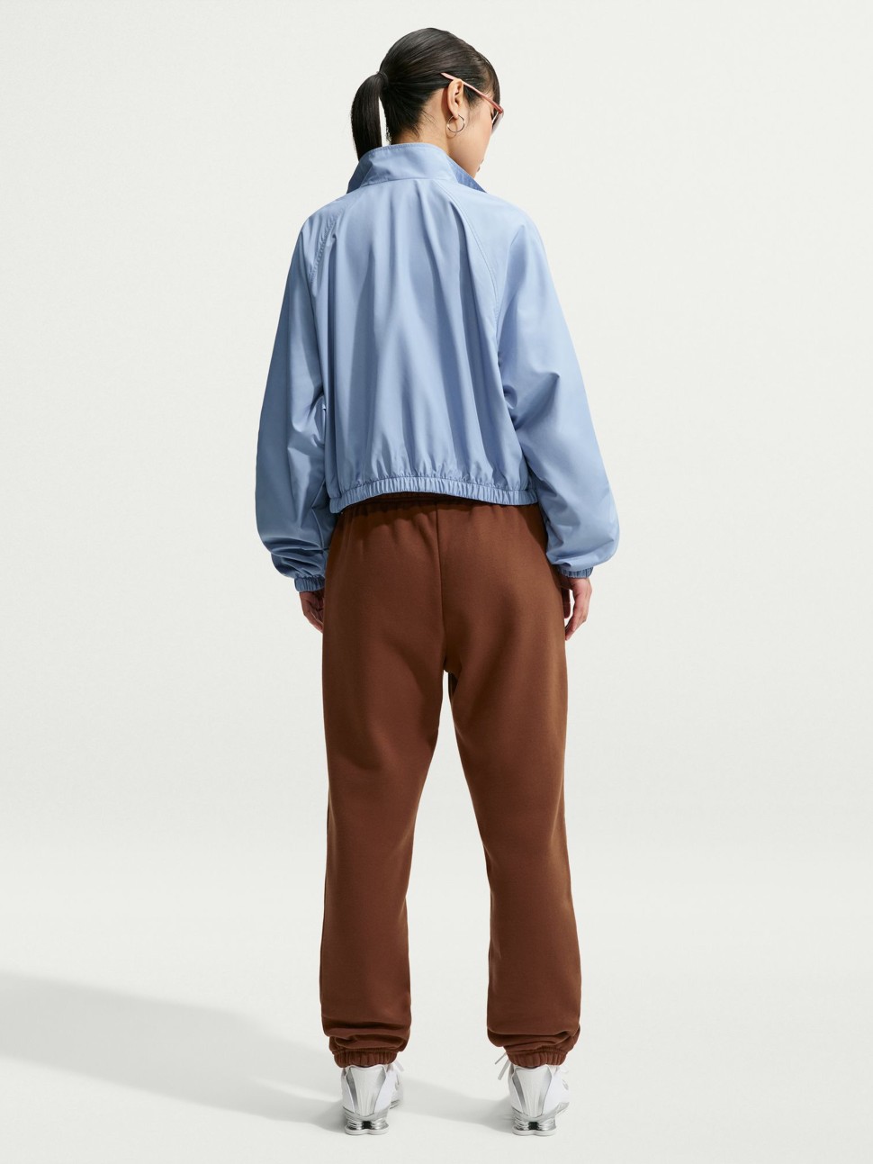 Women's pants Nike W NK STDO FLC MW MR STD CF PNT brown IM8076-259 — photo 7 — Sport City Women's pants Nike W NK STDO FLC MW MR STD CF PNT brown IM8076-259 — photo 7