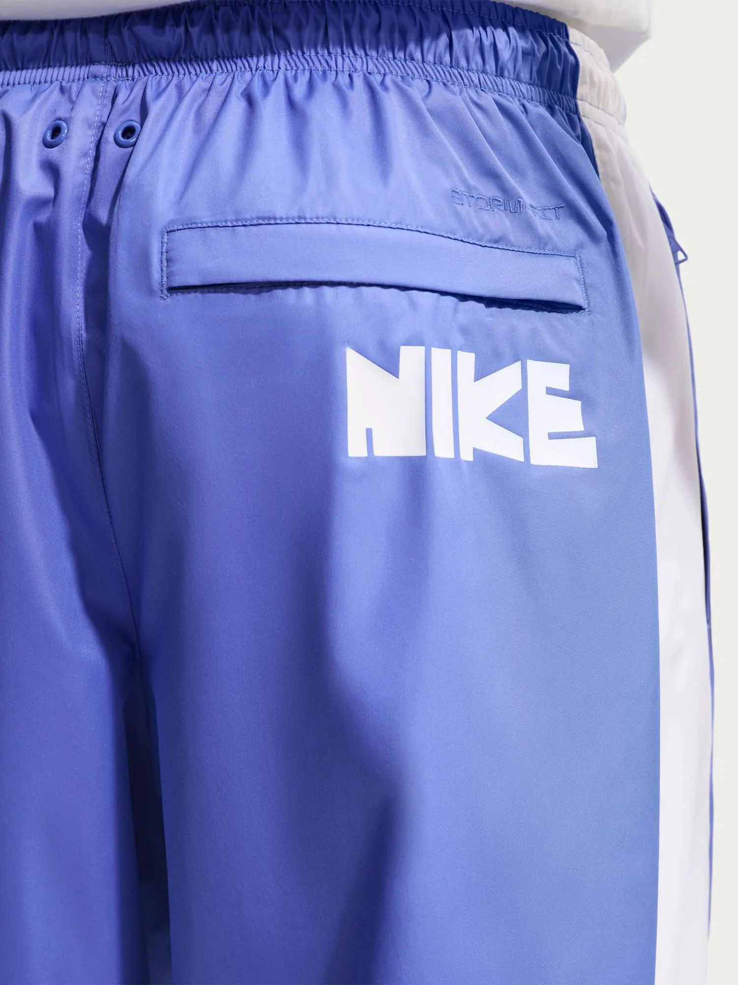 Штани чоловічі Nike M NK AIR HYBRID UTL PANT сині IF0842-570