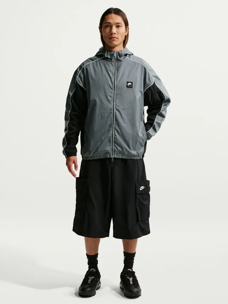 Ветровка мужская Nike M NK AIR FZ HYBRID UTL JKT HD серая IO0558