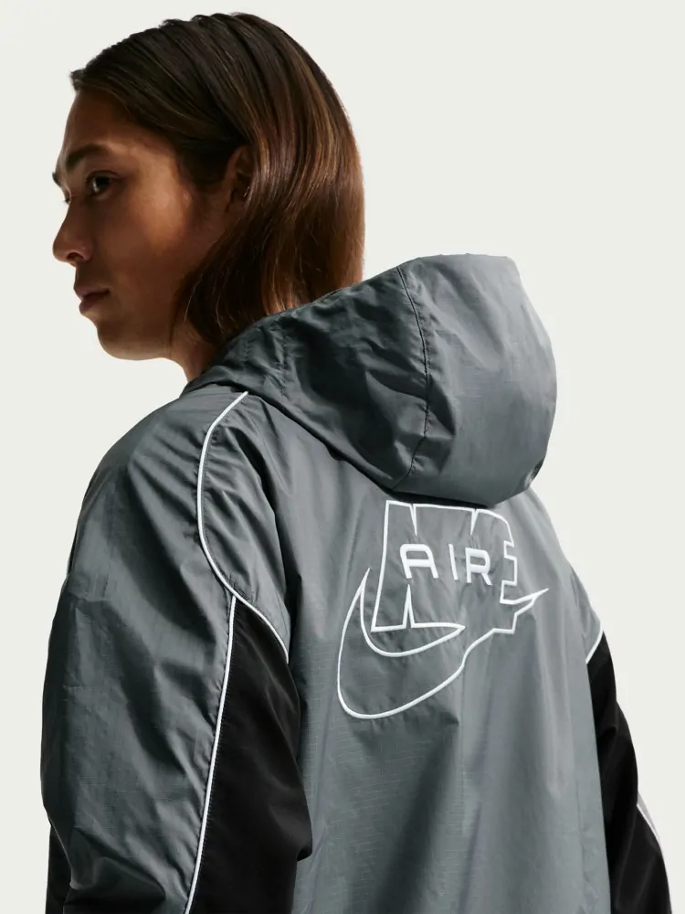 Ветровка мужская Nike M NK AIR FZ HYBRID UTL JKT HD серая IO0558