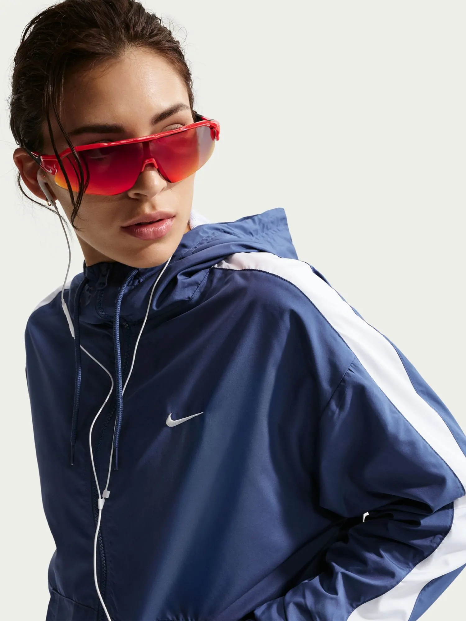 Ветровка женская Nike W NSW ESSNTL UV WVN JKT HD синяя FV6298-461
