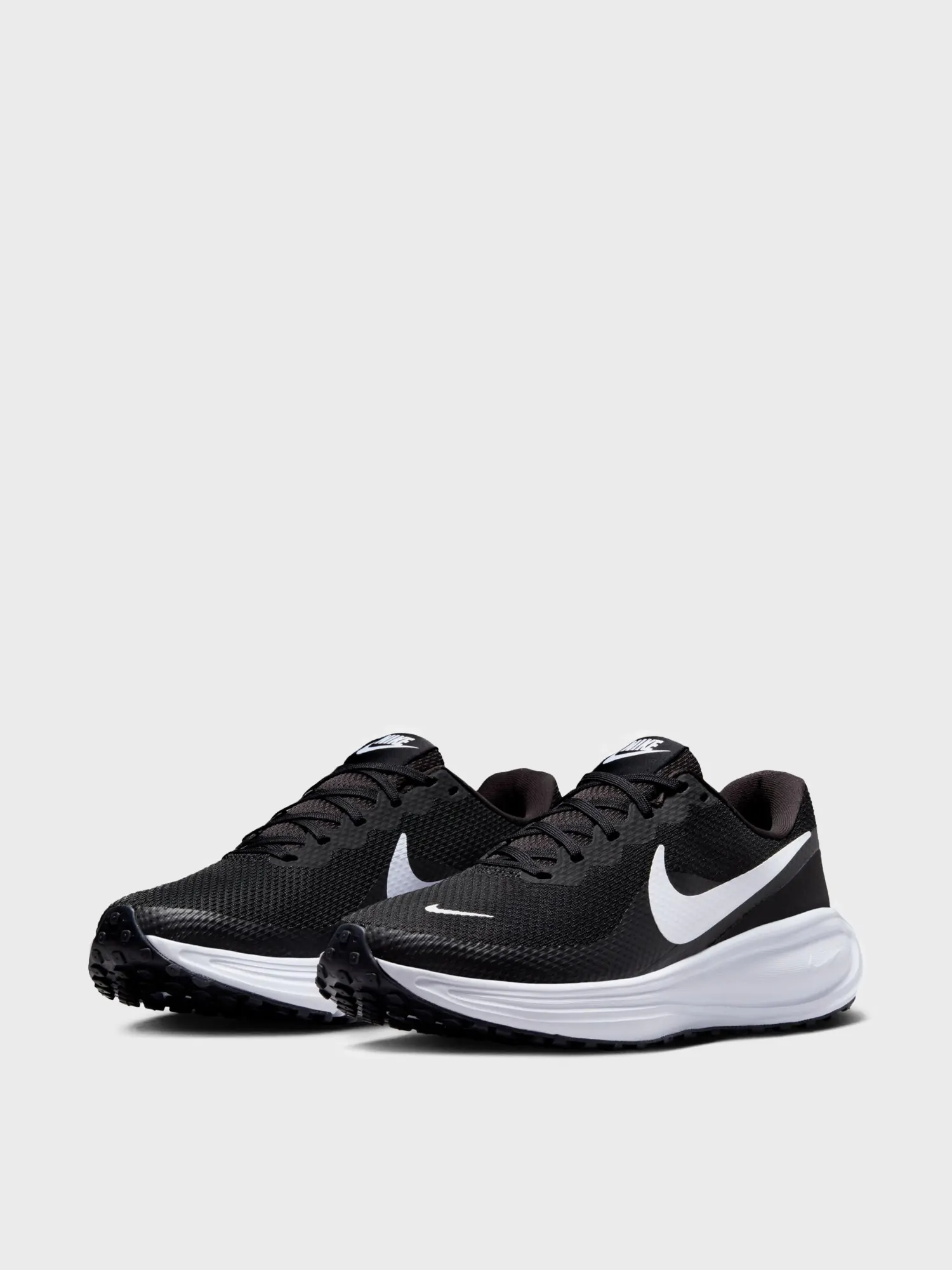 Кросівки жіночі Nike W REVOLUTION 8 чорні HJ8485-001 купити в