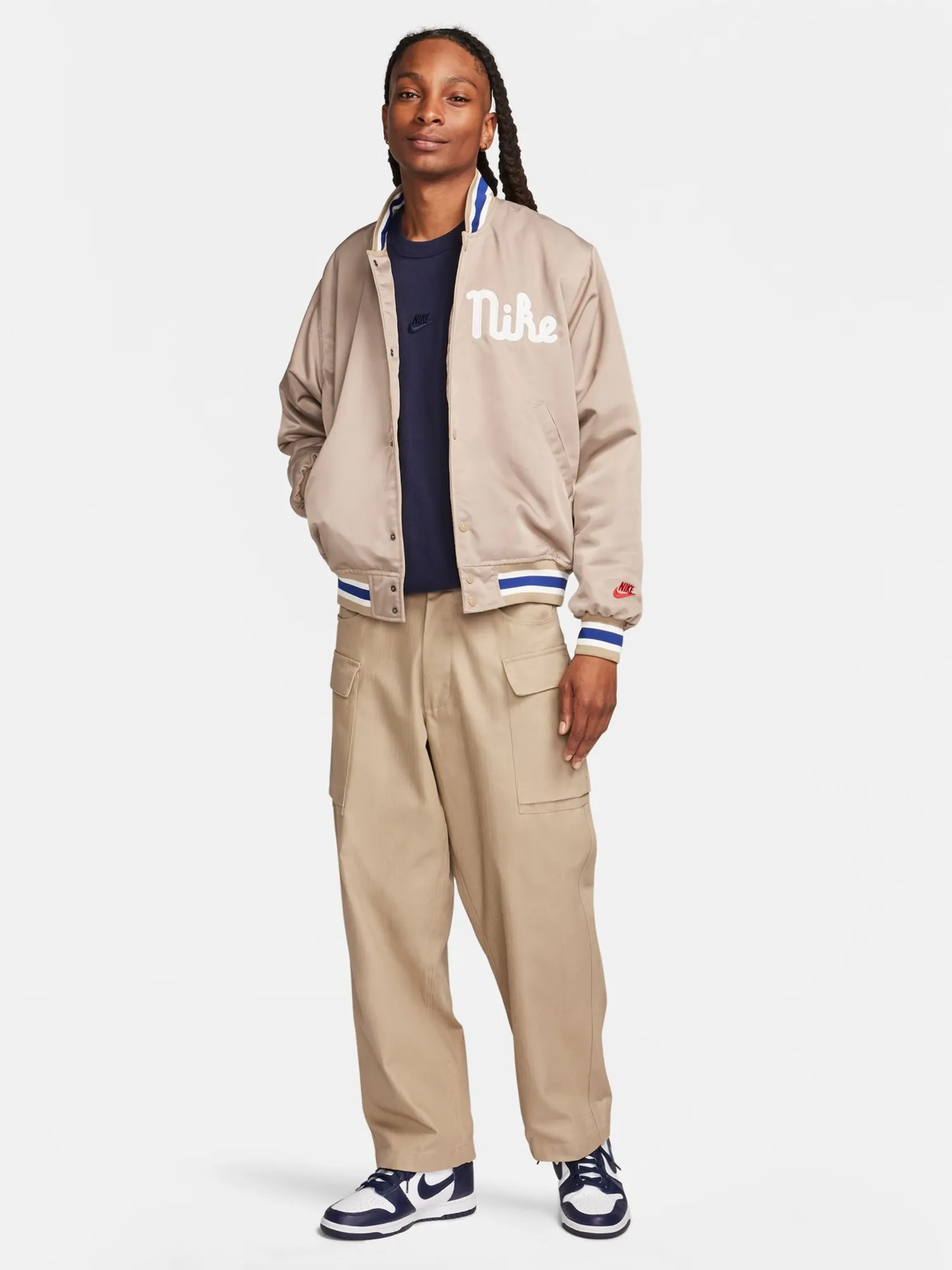 Футболка чоловіча Nike M NSW PREM ESSNTL SUST TEE синя DO7392-451
