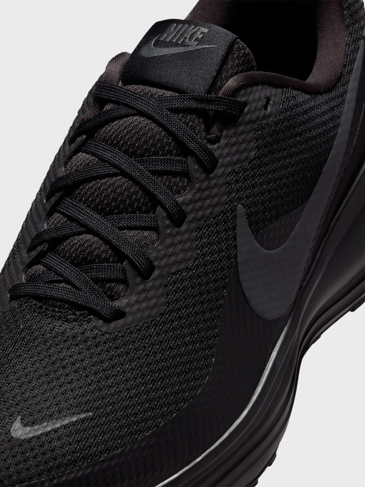 Кроссовки мужские Nike REVOLUTION 8 черные HJ9198-002 купить в
