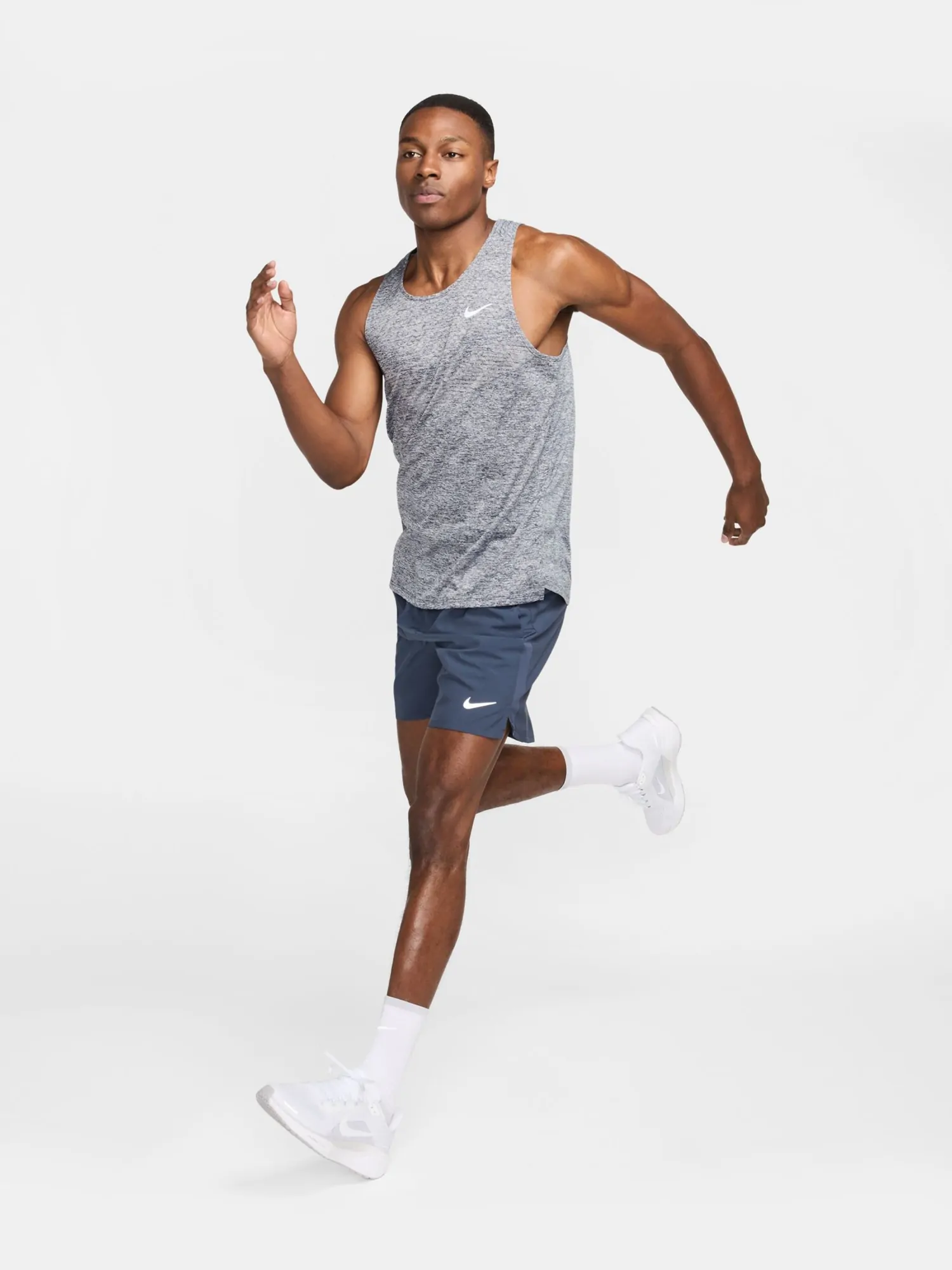 Шорты мужские Nike M NK DF CHALLENGER 7UL SHORT синие DV9344-437