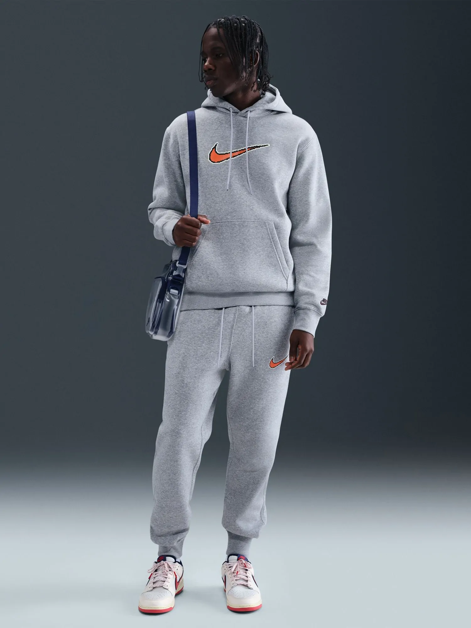 Толстовка мужская Nike M NK CLUB BB HDY NEO VARSITY серая HV0854