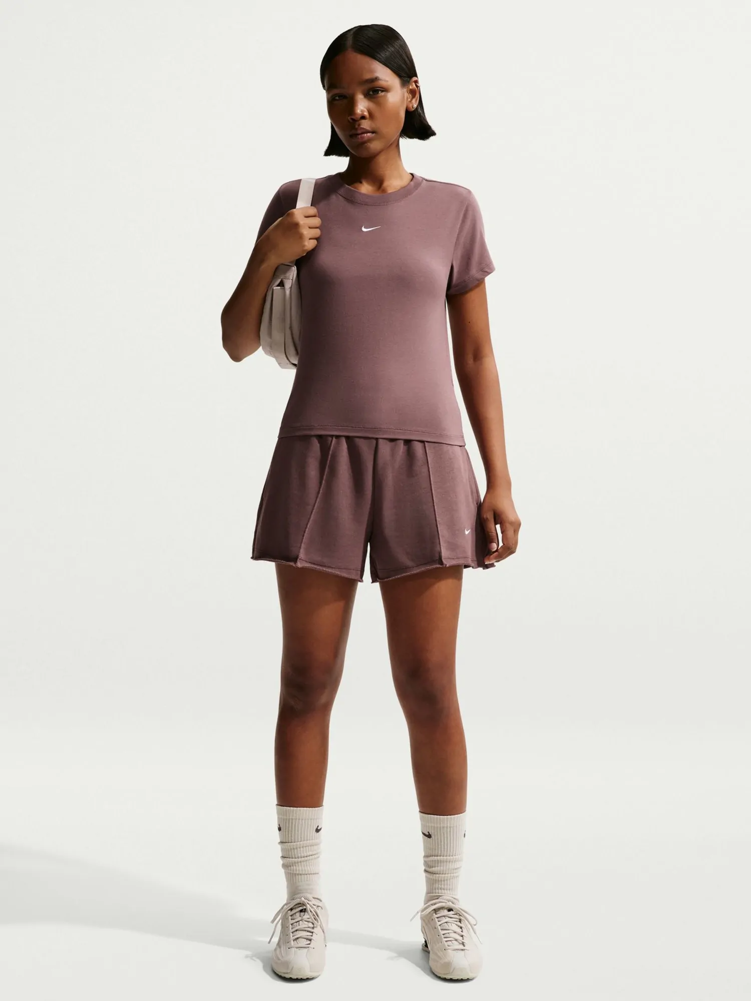 Футболка жіноча Nike W NSW NK CHLL KNT MD CRP коричнева FV5508-503