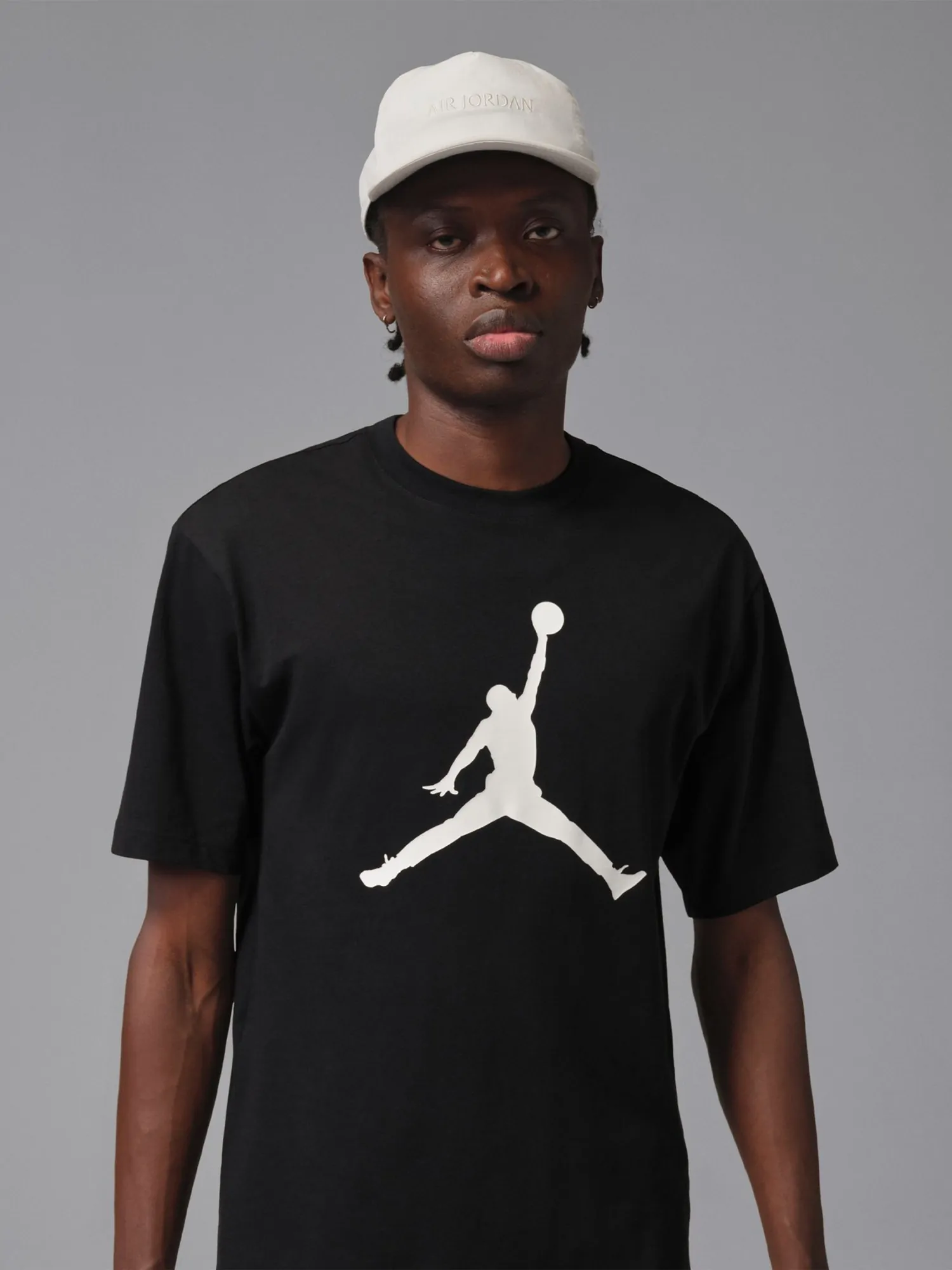 Футболка мужская Nike M J JUMPMAN SS CREW черная IF5568-010 купить