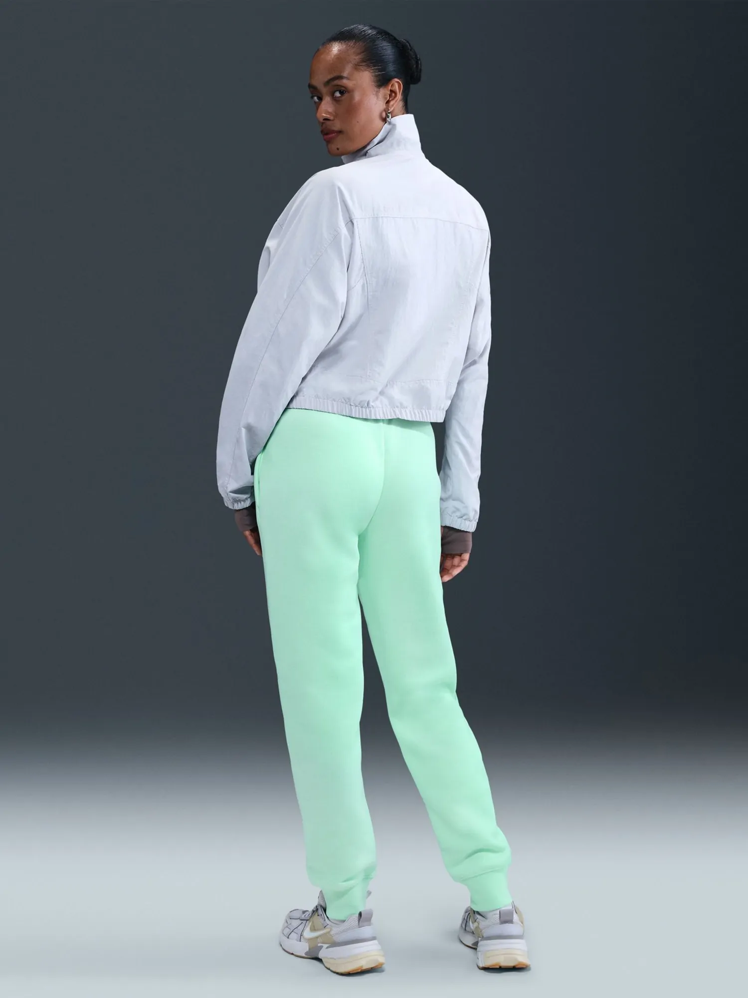 Брюки женские Nike W NSW PHNX FLC MR PANT STD мятные FZ7626-353