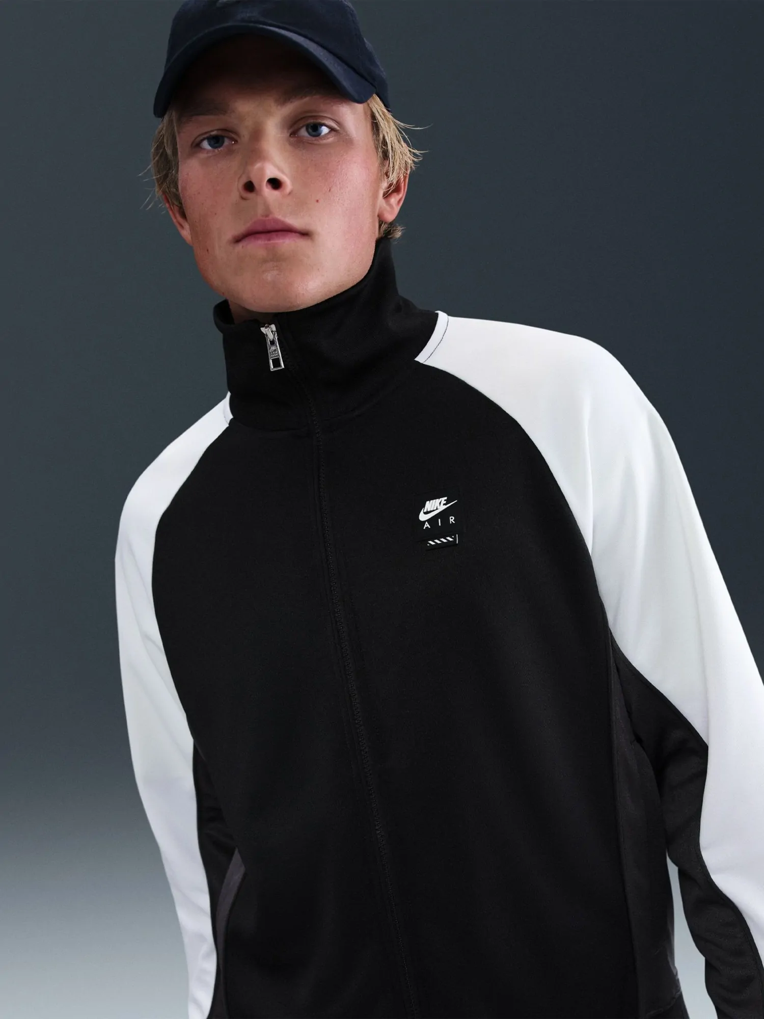 Толстовка мужская Nike M AIR PK FZ JKT черная IB2145-010 купить в