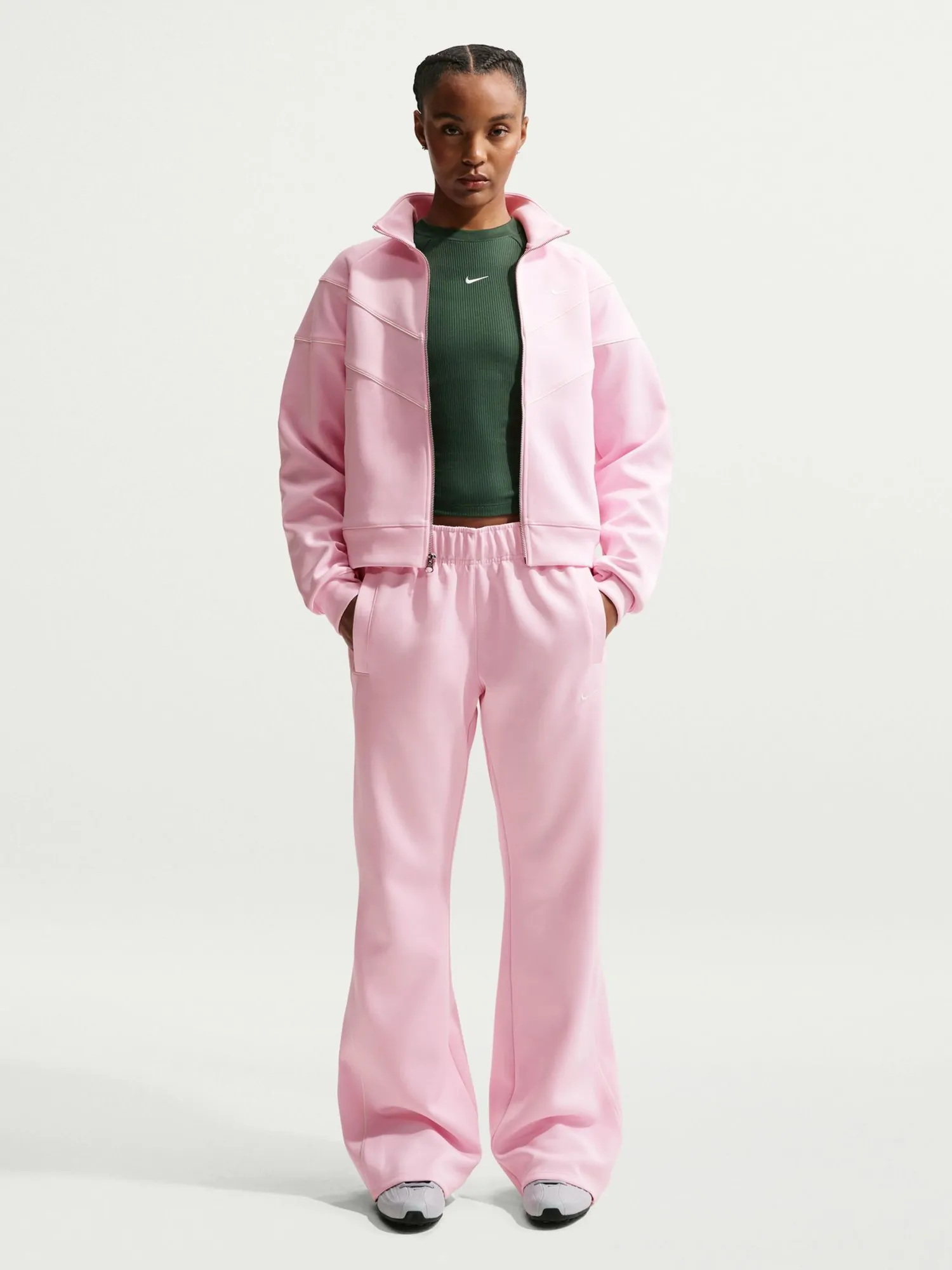 Брюки женские Nike W NSW NK WR MR POLY KNIT PNT розовые HJ1016-663