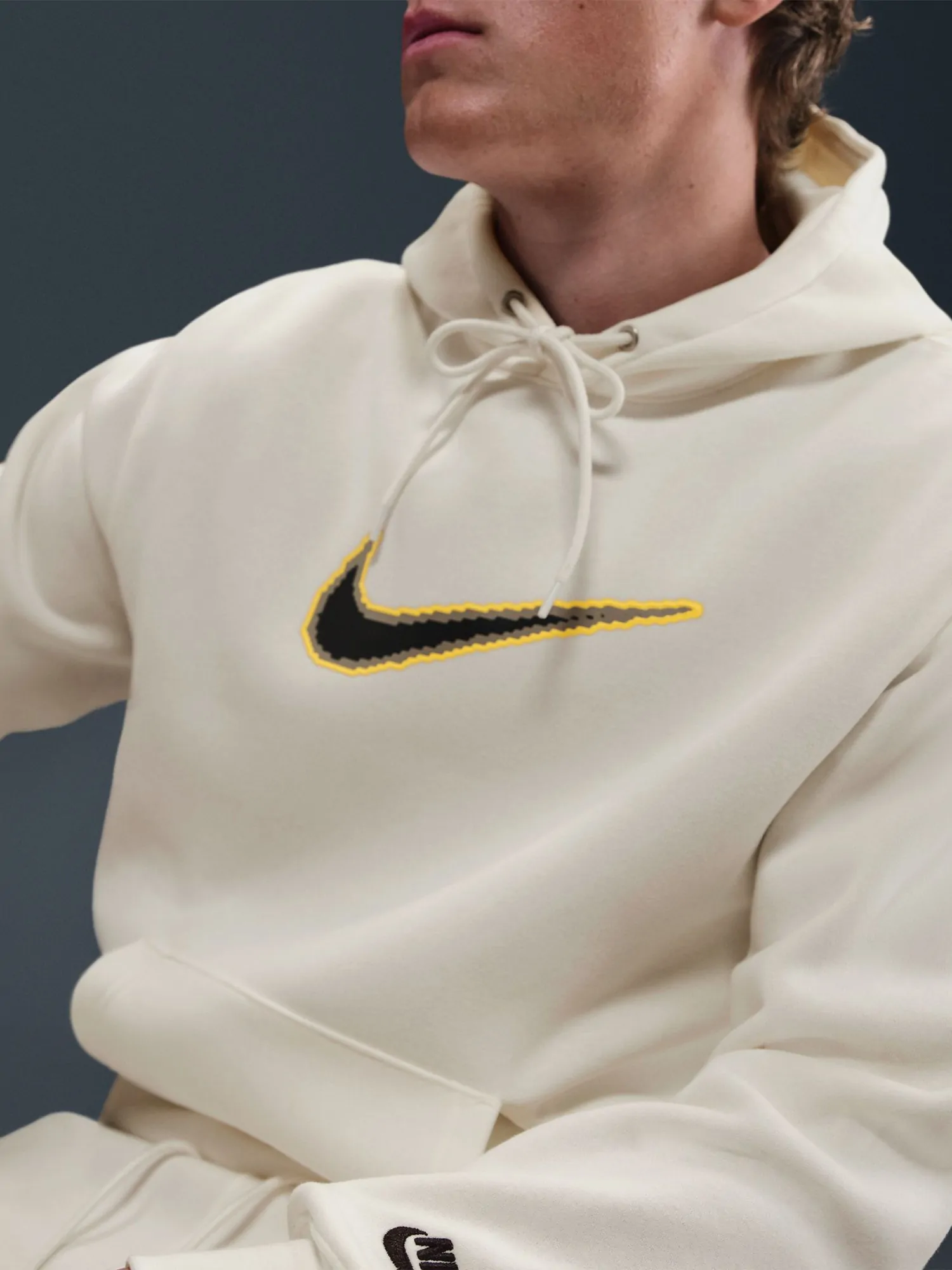 Толстовка чоловіча Nike M NK CLUB BB HDY NEO VARSITY молочна