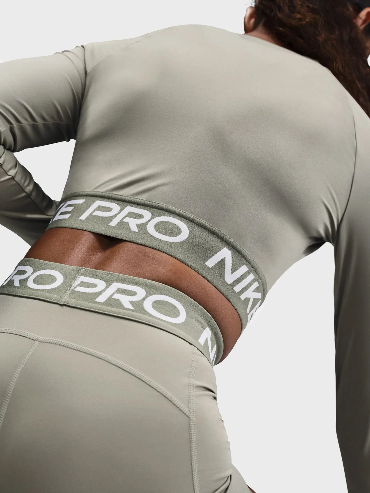 Футболка женская Nike NIKE PRO DF 365 CROP LS хаки FV5484-320