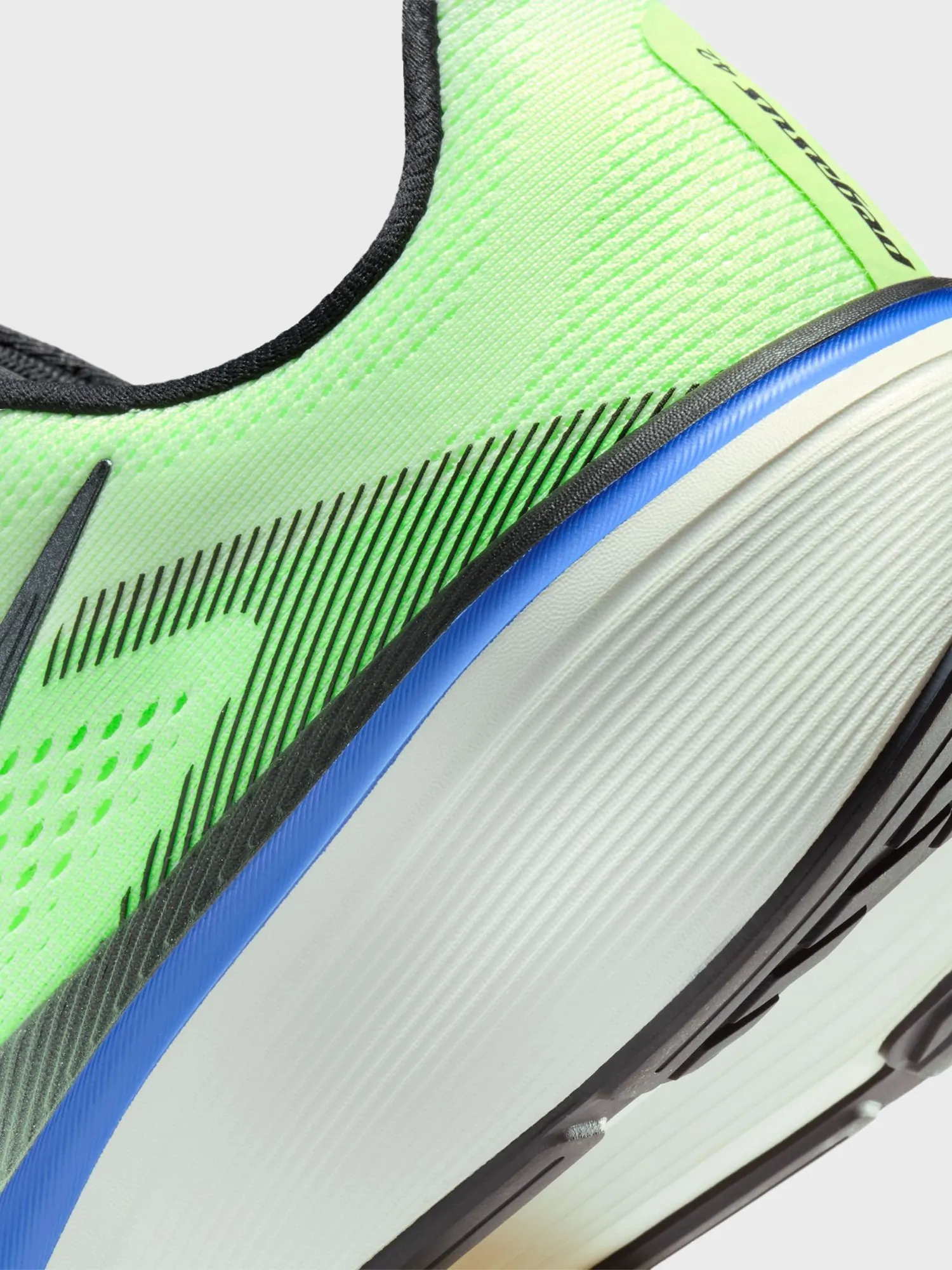 Кросівки чоловічі Nike AIR ZOOM PEGASUS 42 зелені IB1873-702