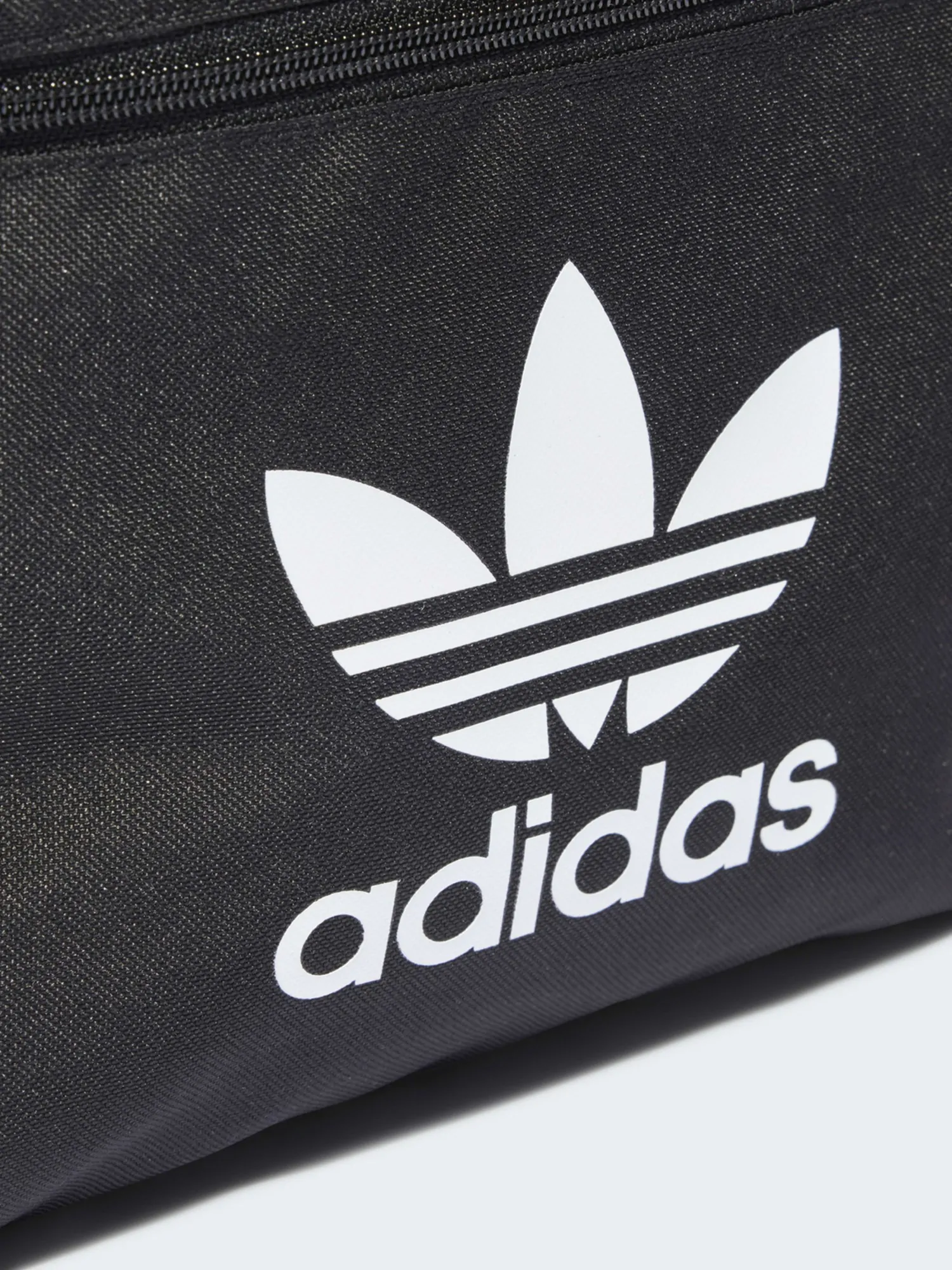 Рюкзак Adidas ADICOLOR BACKPK чорний IJ0761 купити в Києві в
