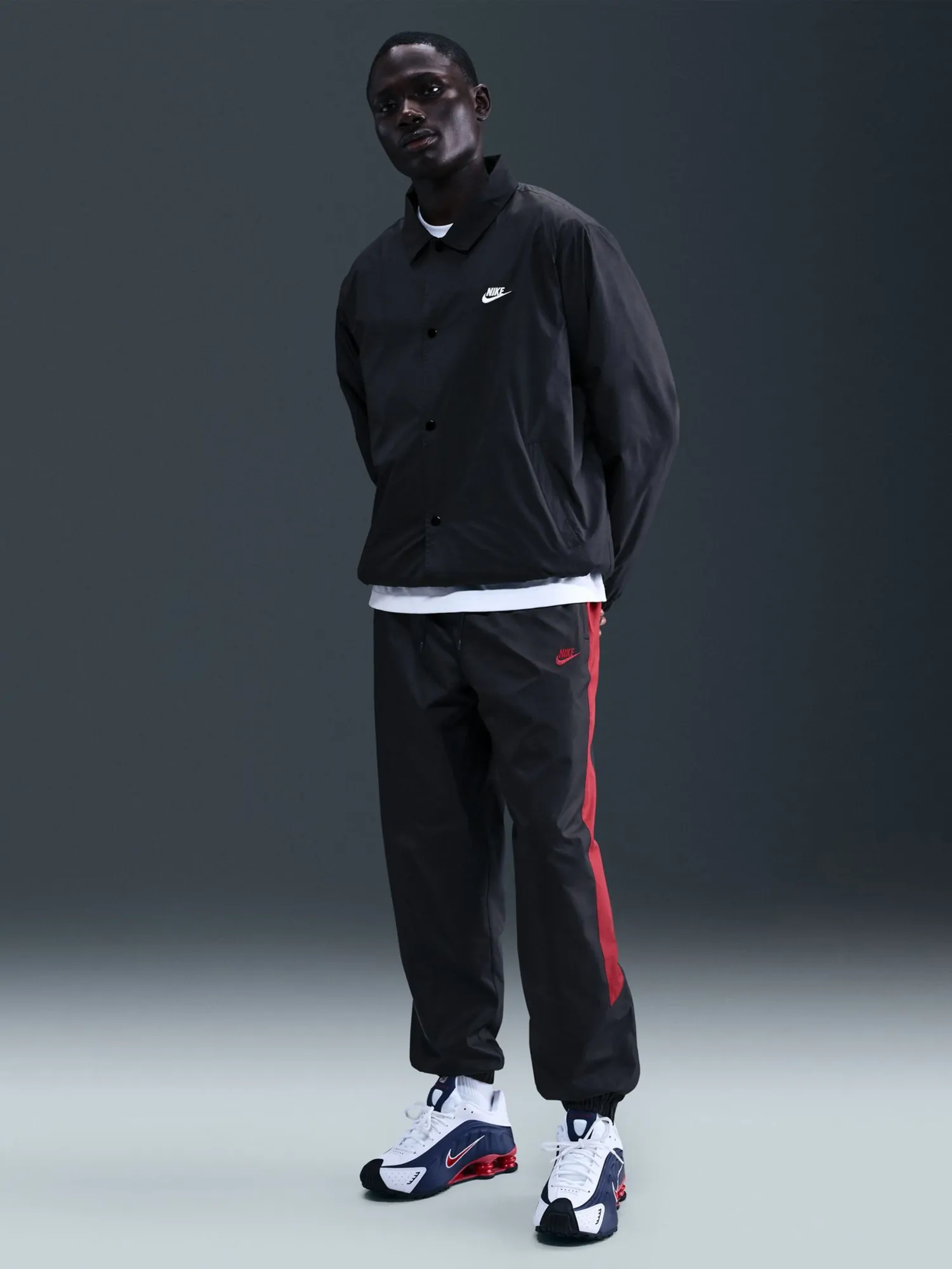 Брюки мужские Nike M NK WR LND PANT 26 черные HV8371-013 купить в