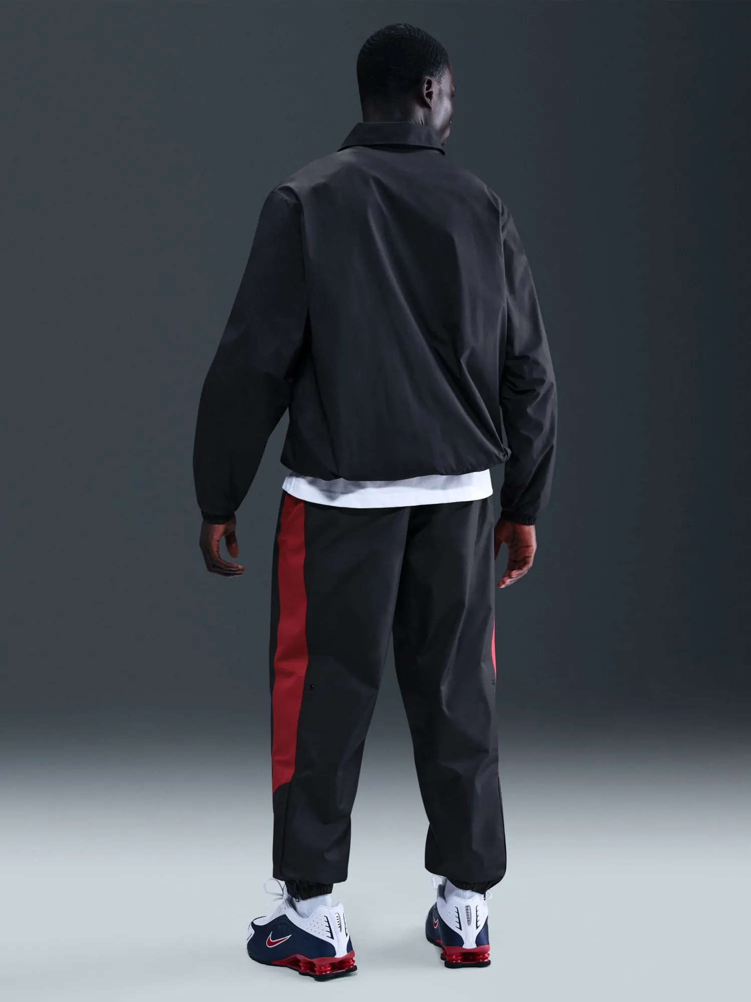 Брюки мужские Nike M NK WR LND PANT 26 черные HV8371-013 купить в