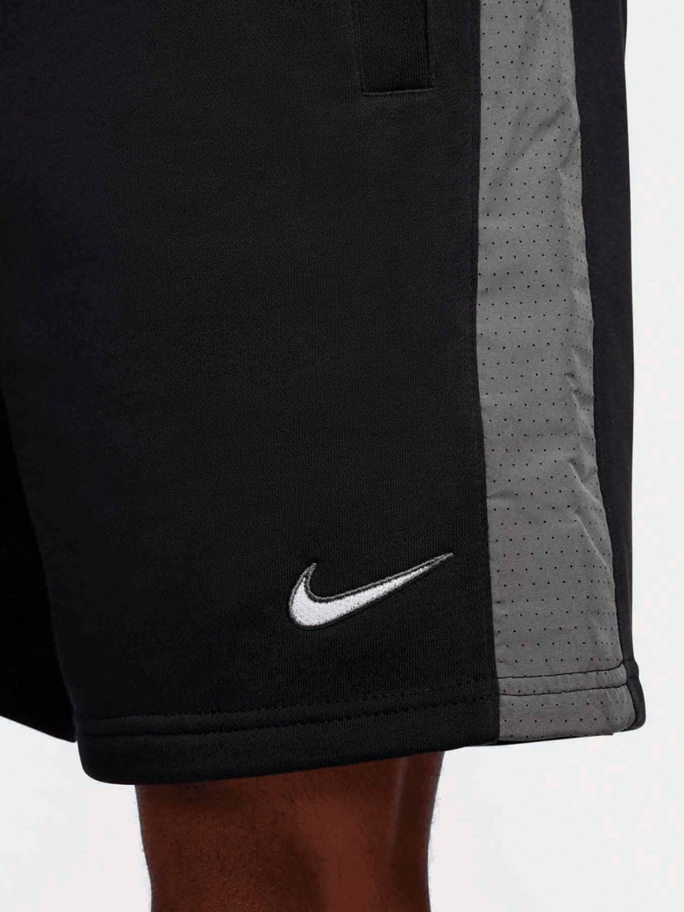 Шорти чоловічі Nike M NSW SP SHORT FT чорні FZ4708-010 — фото 3