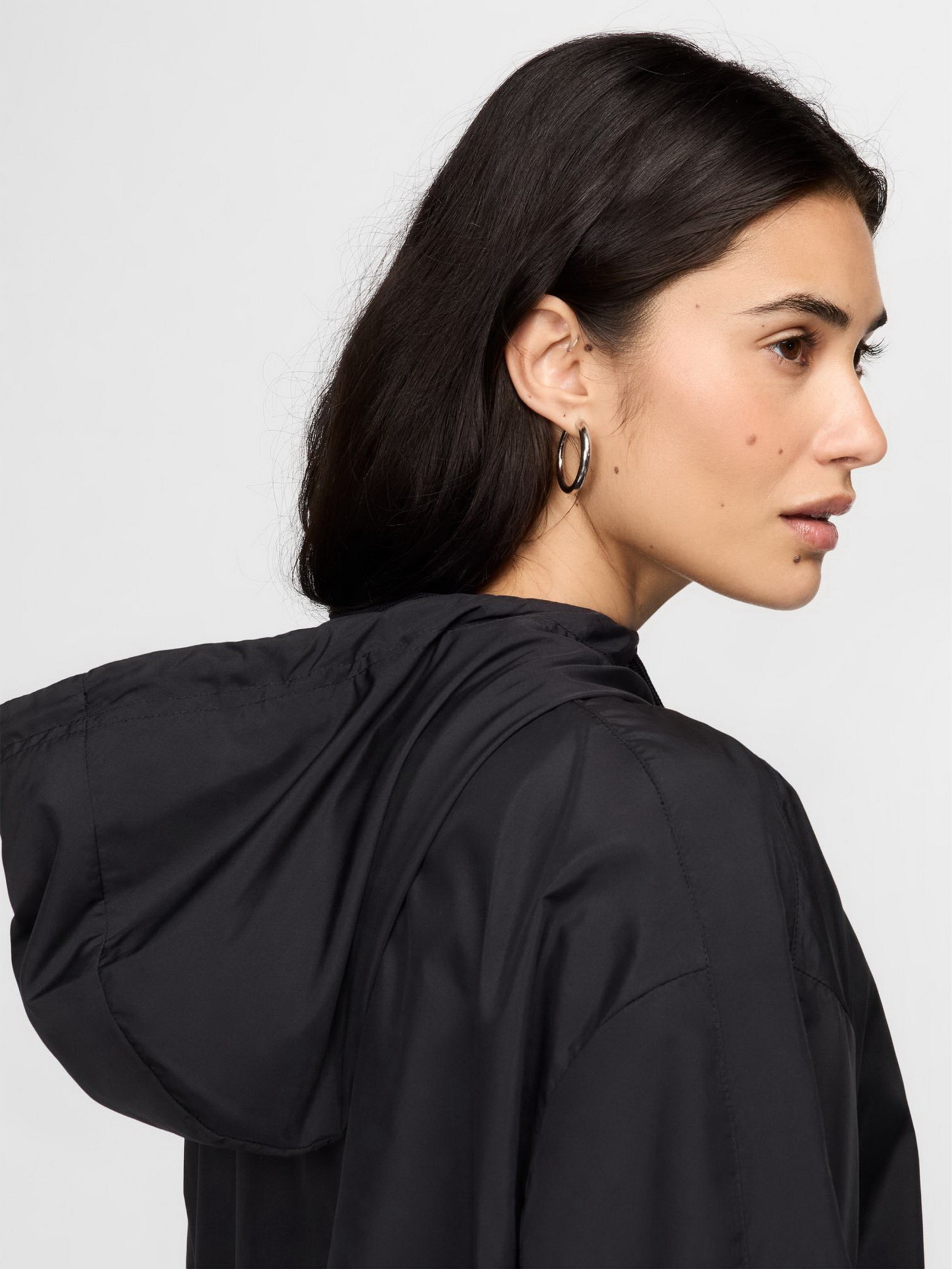 Толстовка жіноча Nike W NSW ESSNTL UV WVN JKT HD чорна FV6298-010 изображение 7