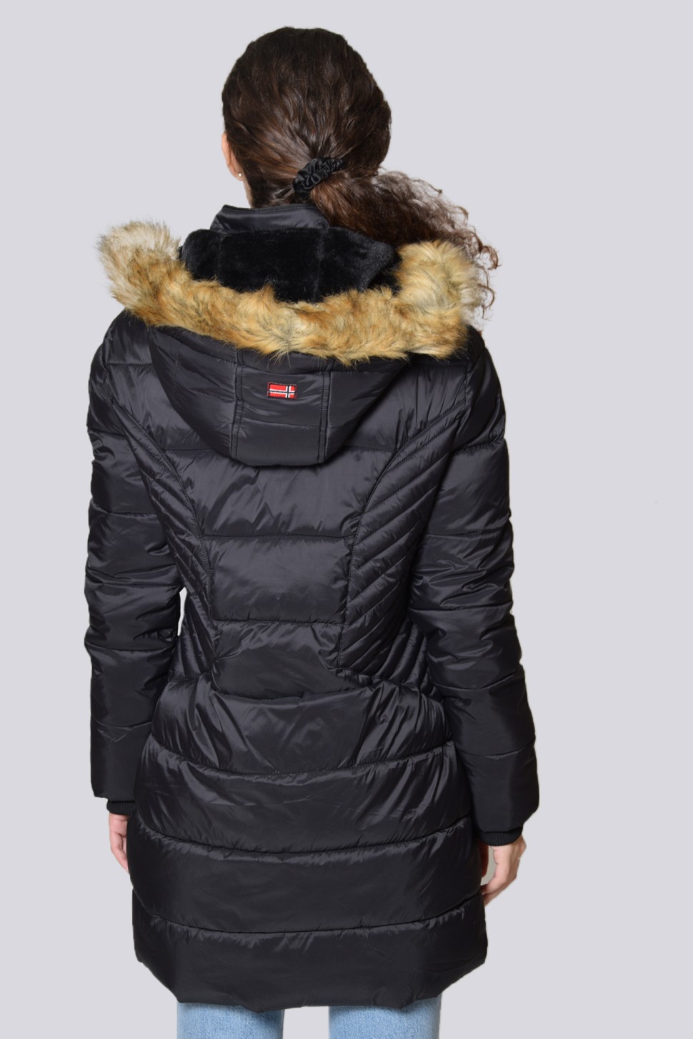 Куртка жіноча Geographical Norway чорна WR606F-010 — фото 4