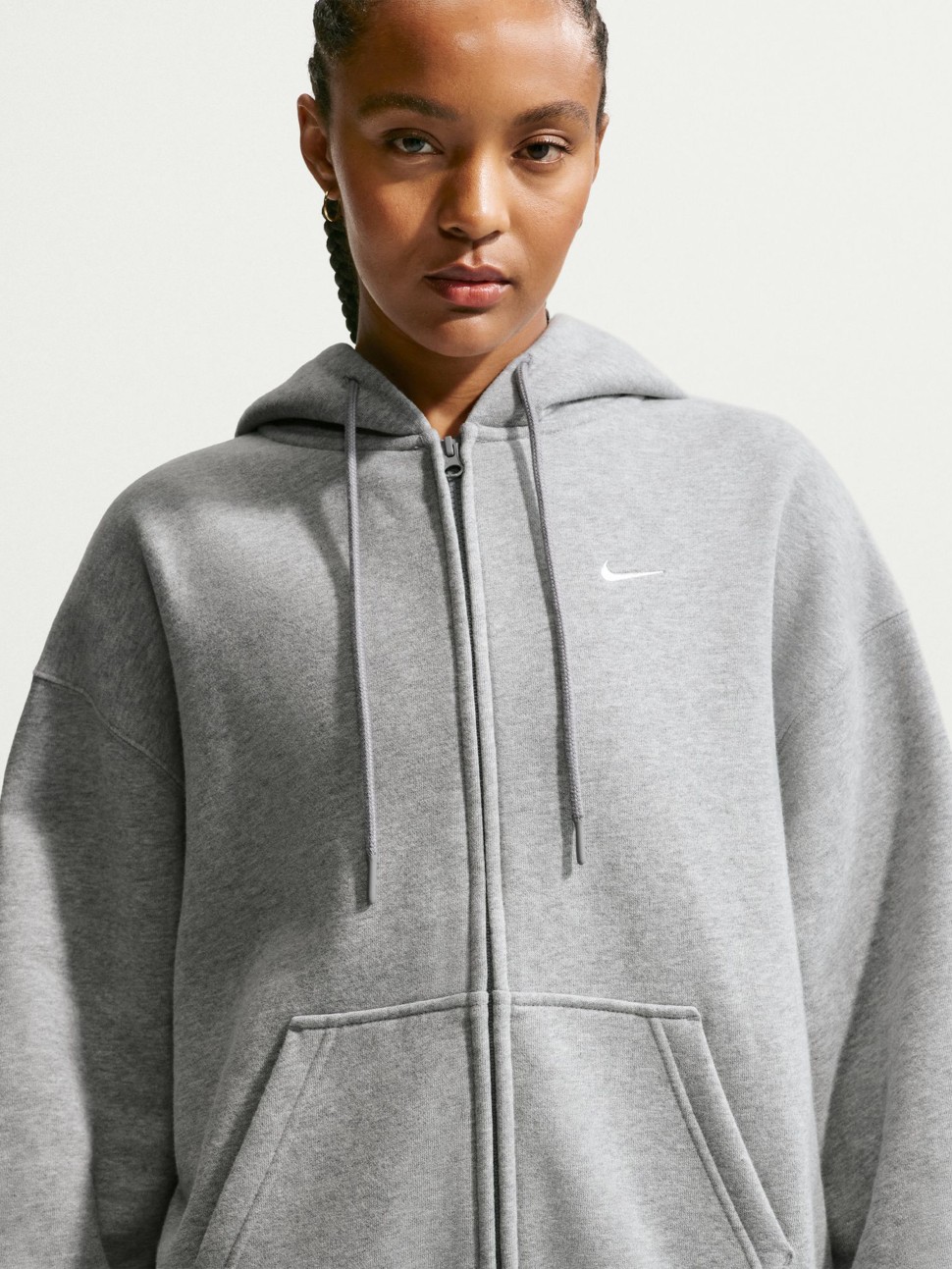 Women's sweatshirt Nike W NK STDO FLC MW OS FZ HDY gray IM8084-063 — photo 3 — Sport City Women's sweatshirt Nike W NK STDO FLC MW OS FZ HDY gray IM8084-063 — photo 3
