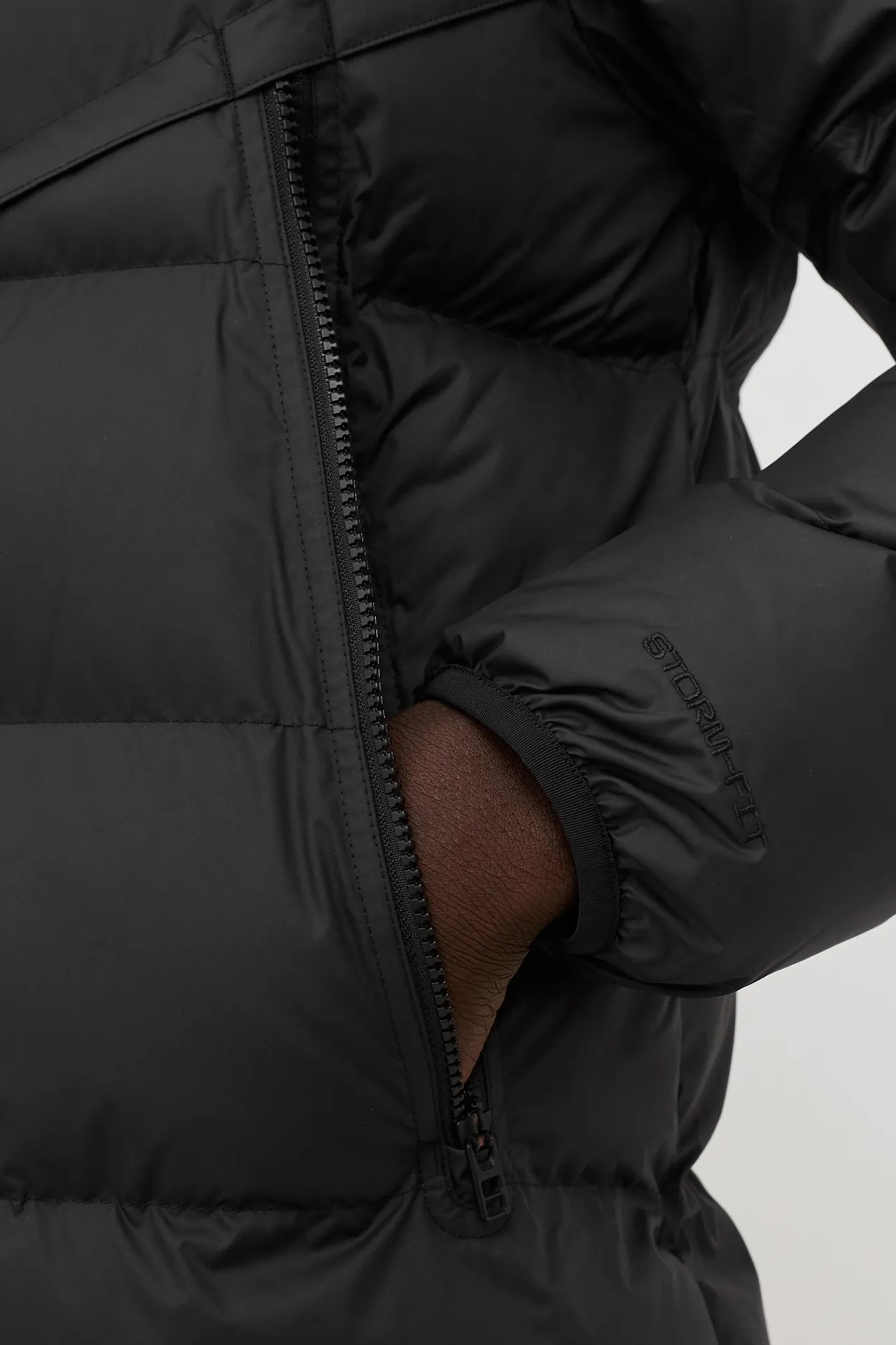 Куртка мужская Nike M Nk Sf Wr Pl-Fld Hd Parka черная DR9609-010 изображение 4