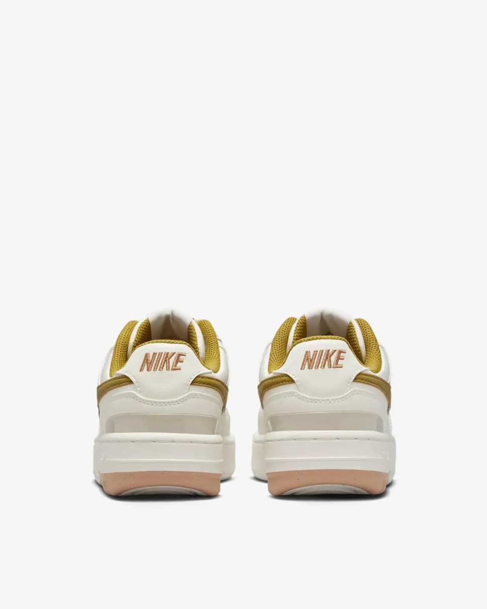 Кросівки Nike NIKE GAMMA FORCE бежеві DX9176-105 — фото 5