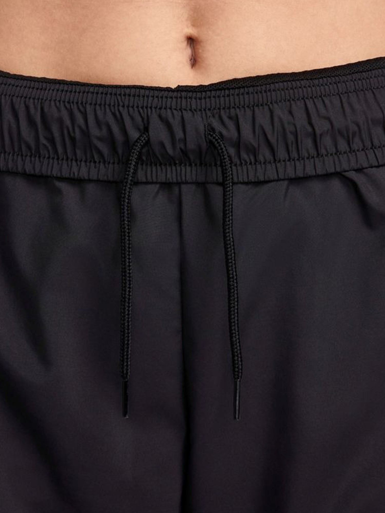 Брюки женские Nike W NSW OTG UV ESSNTL WVN MR JG черные FV7660-010 изображение 6