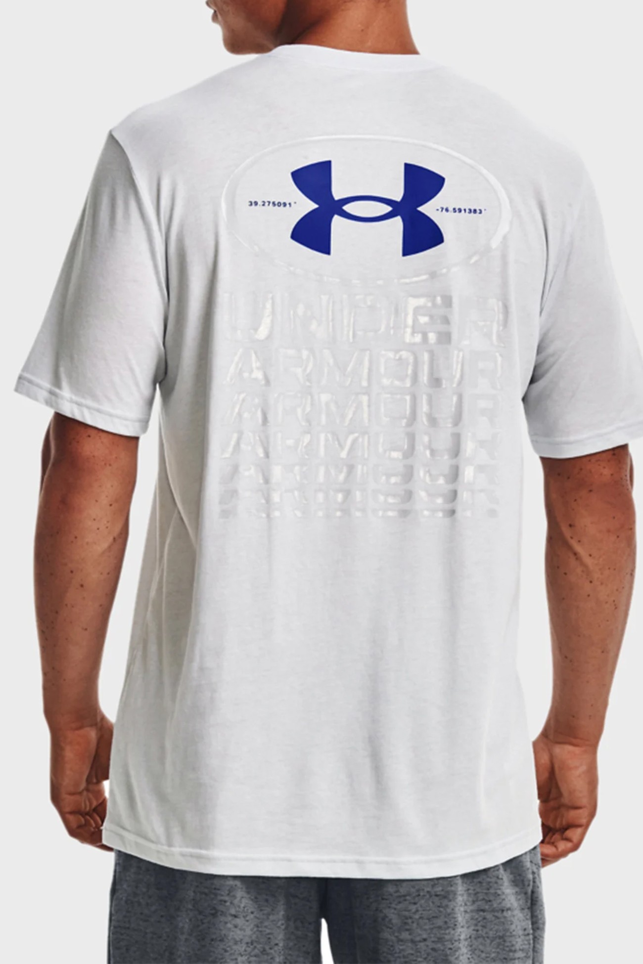 Футболка чоловіча Under Armour UA ARMOUR REPEAT SS біла 1371264-014 изображение 3