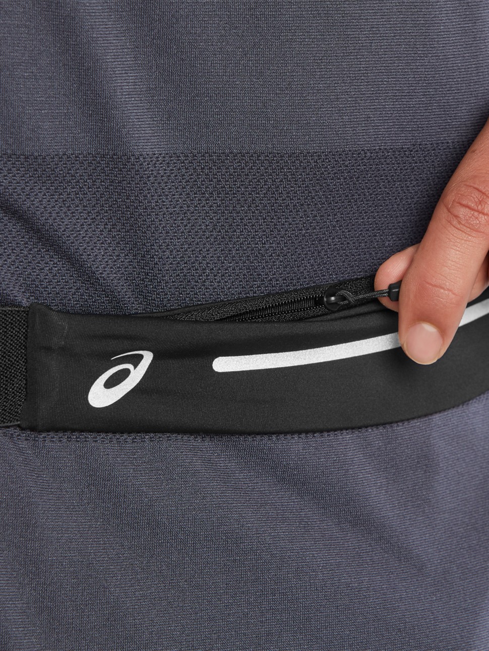 Сумка Asics WAISTPACK чорна 3013A147-014 — фото 8