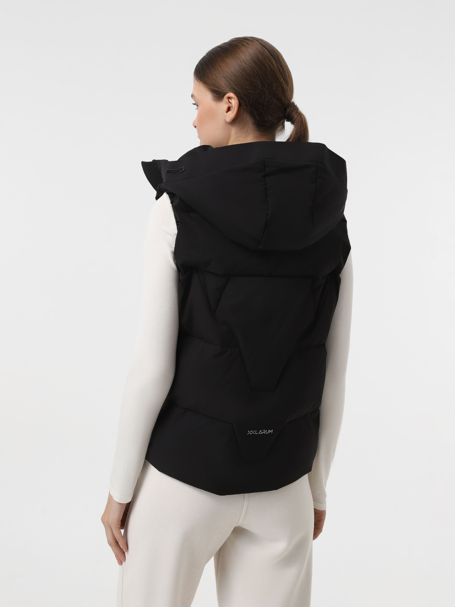Жилет женский Larum  черный 302510-010 изображение 4