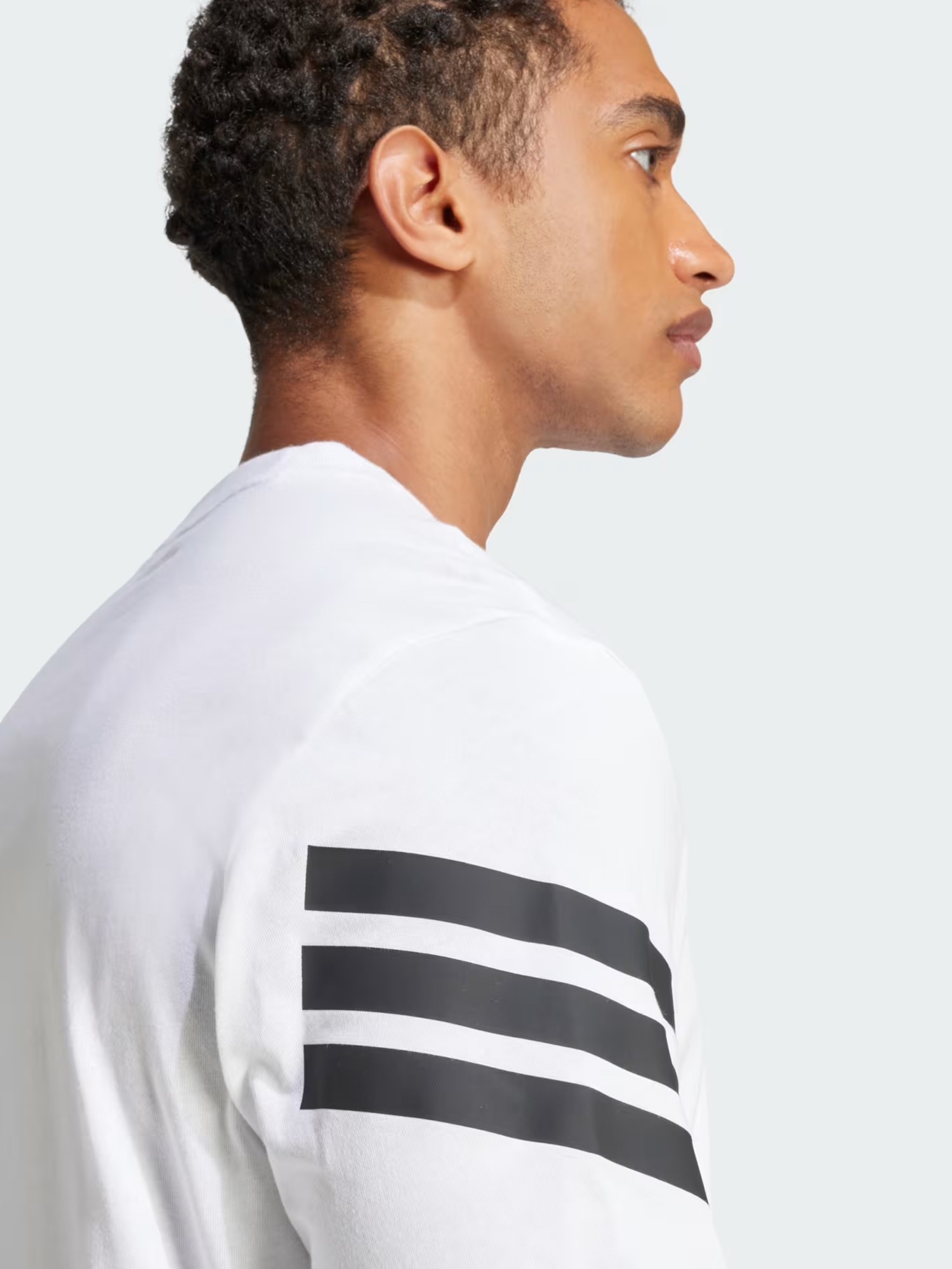 Футболка чоловіча Adidas M FI 3S REG T біла JD4880 изображение 5