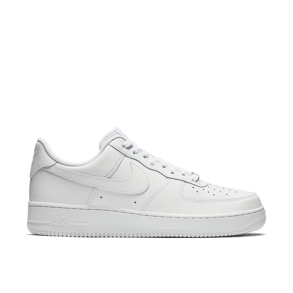 Кросівки чоловічі Nike AIR FORCE 1 '07 LE білі CW2288-111 — фото 1