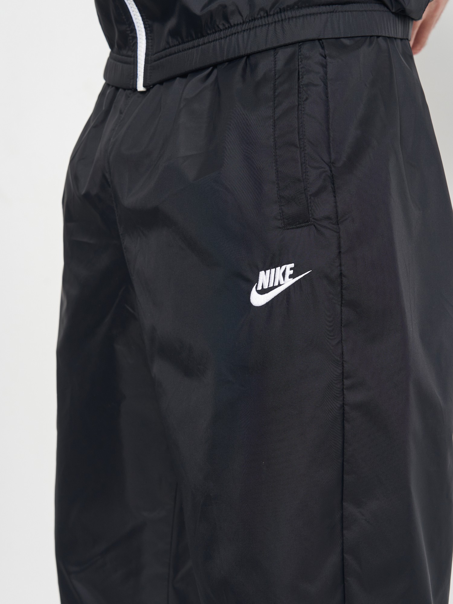 Костюм мужской Nike M NK CLUB LND WVN TRK SUIT черный DR3337-010 изображение 8