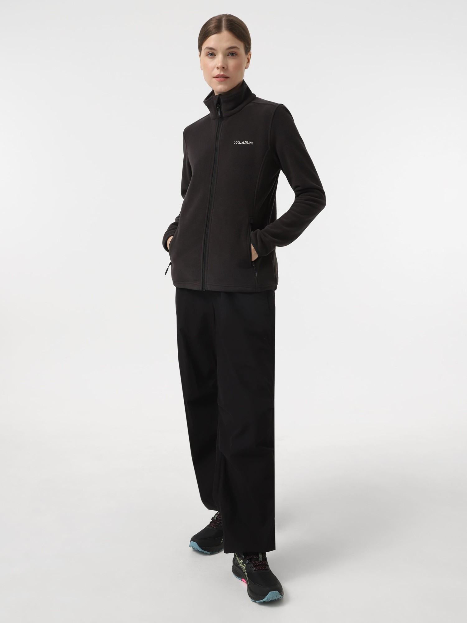 Толстовка женская Larum Polartec черная 102503-010 изображение 3