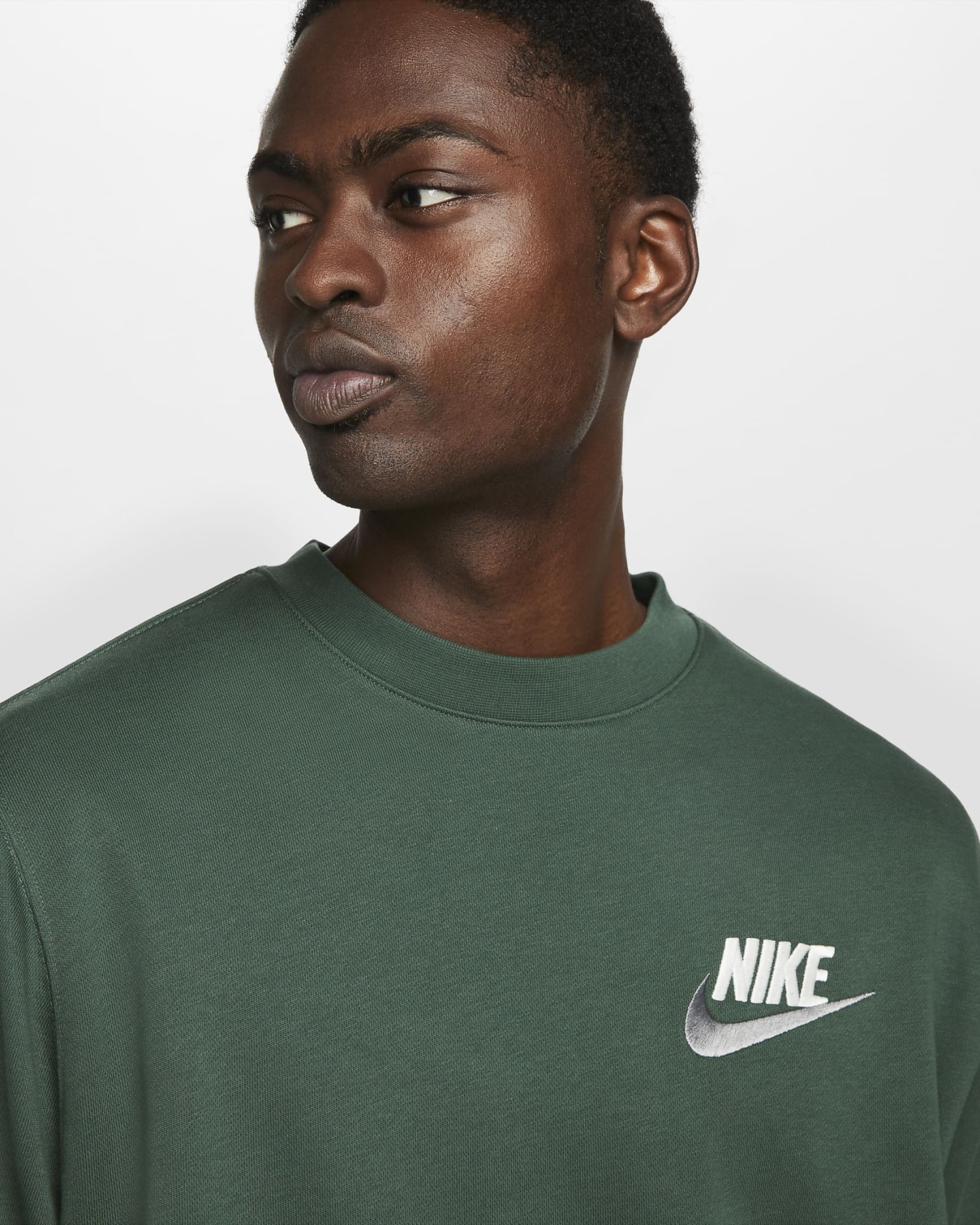 Толстовка мужская Nike M NK CLUB+ FT CREW LBR зеленая FB7684-323 изображение 4