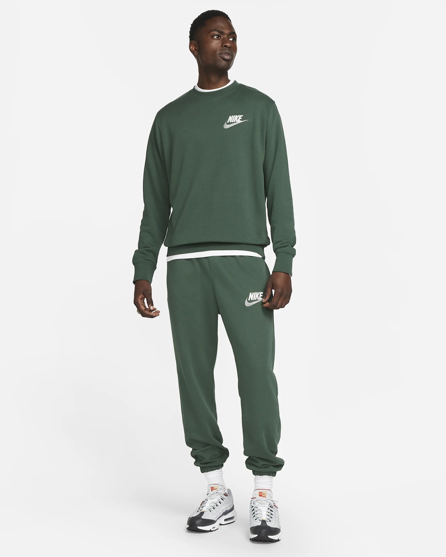 Толстовка мужская Nike M NK CLUB+ FT CREW LBR зеленая FB7684-323 изображение 6