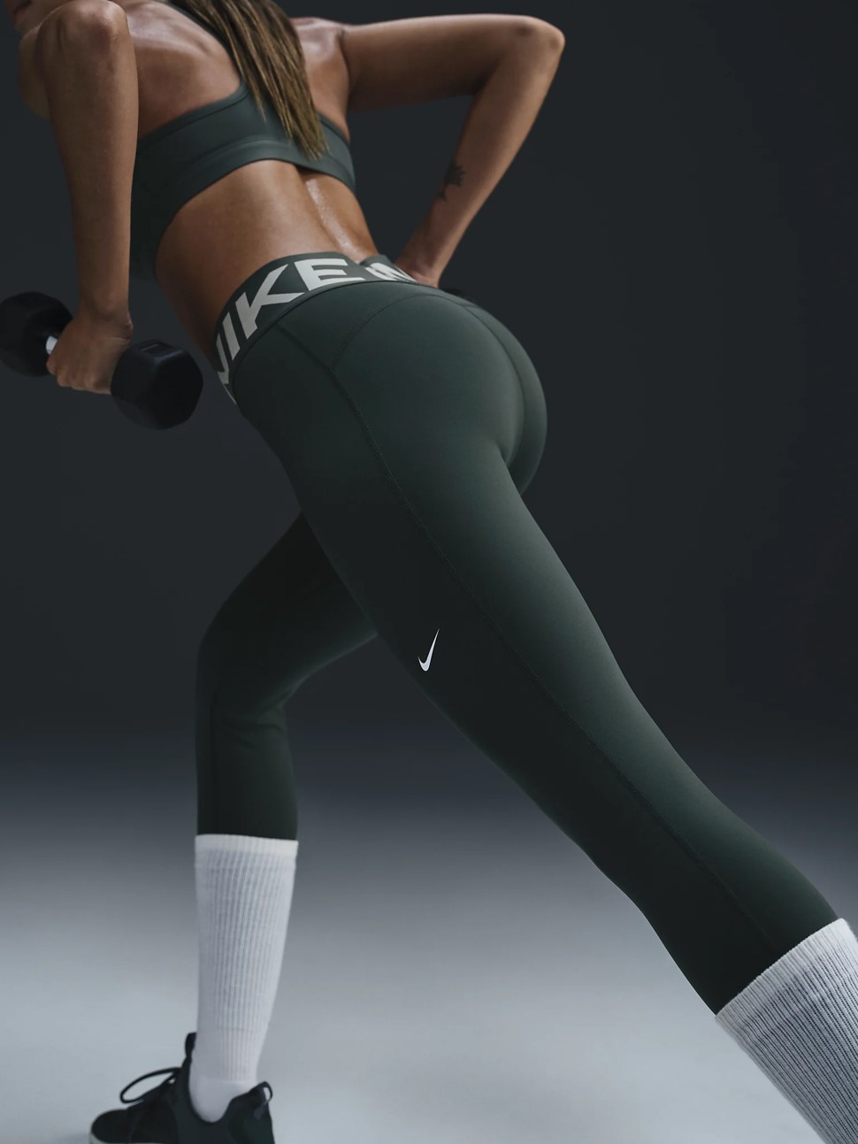 Легінси жіночі Nike W NP SCULPT DF HR TIGHT зелені FV7382-338 — фото 3