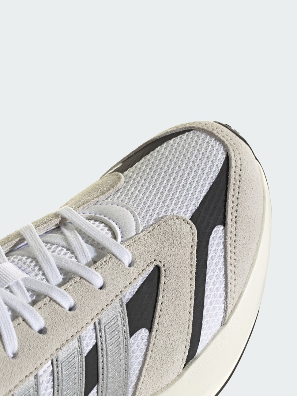 Кросівки жіночі Adidas LIGHTSHIFT 2.0 бежеві JQ9639 — фото 7 — Sport City Кросівки жіночі Adidas LIGHTSHIFT 2.0 бежеві JQ9639 — фото 7