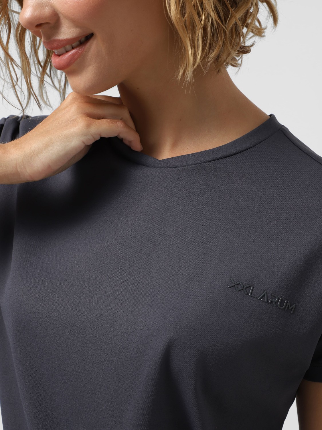 Футболка женская Larum Mireille темно-серая 172509-020 изображение 4