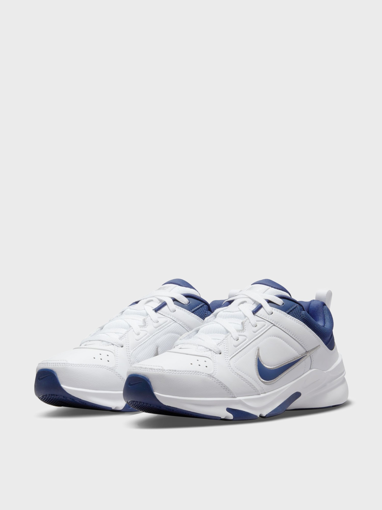 Кроссовки мужские Nike M DEFYALLDAY белые DJ1196-100 изображение 3