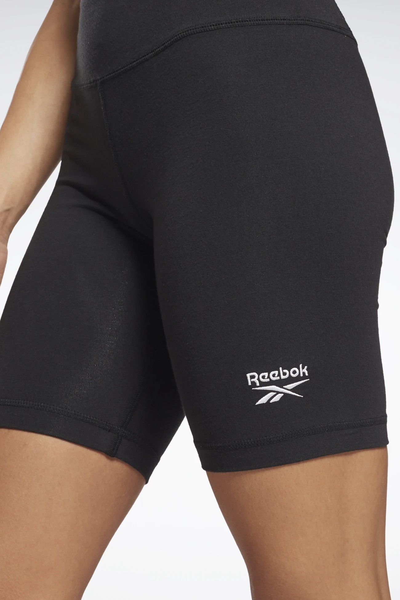 Шорти женские Reebok Ri Sl Fitted Short черные GL4694 изображение 4